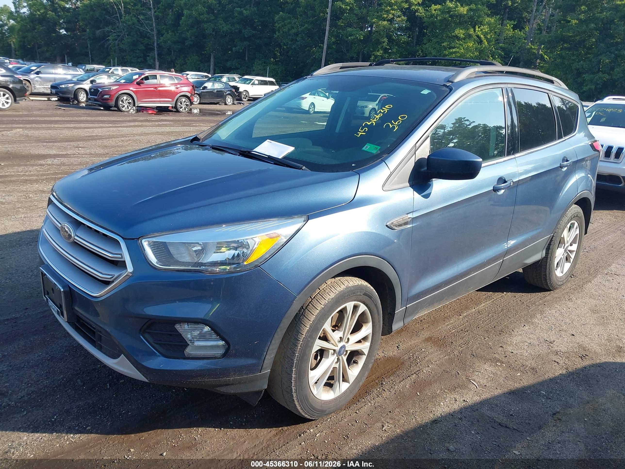 FORD ESCAPE image 2