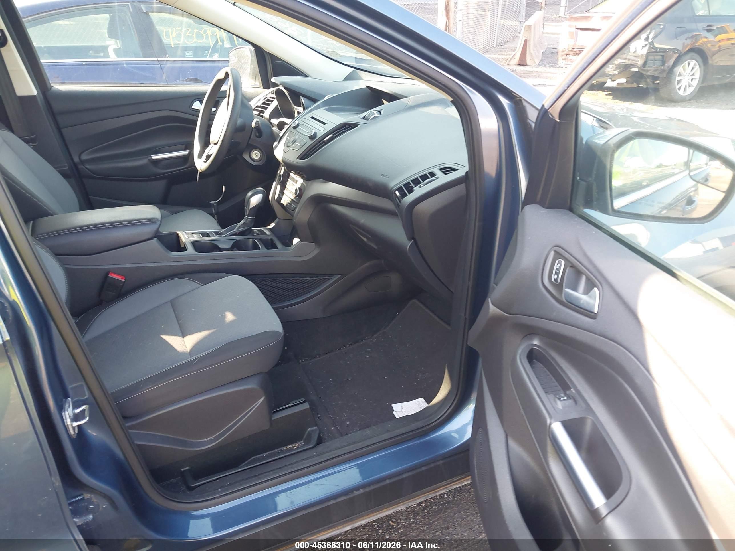 FORD ESCAPE image 5