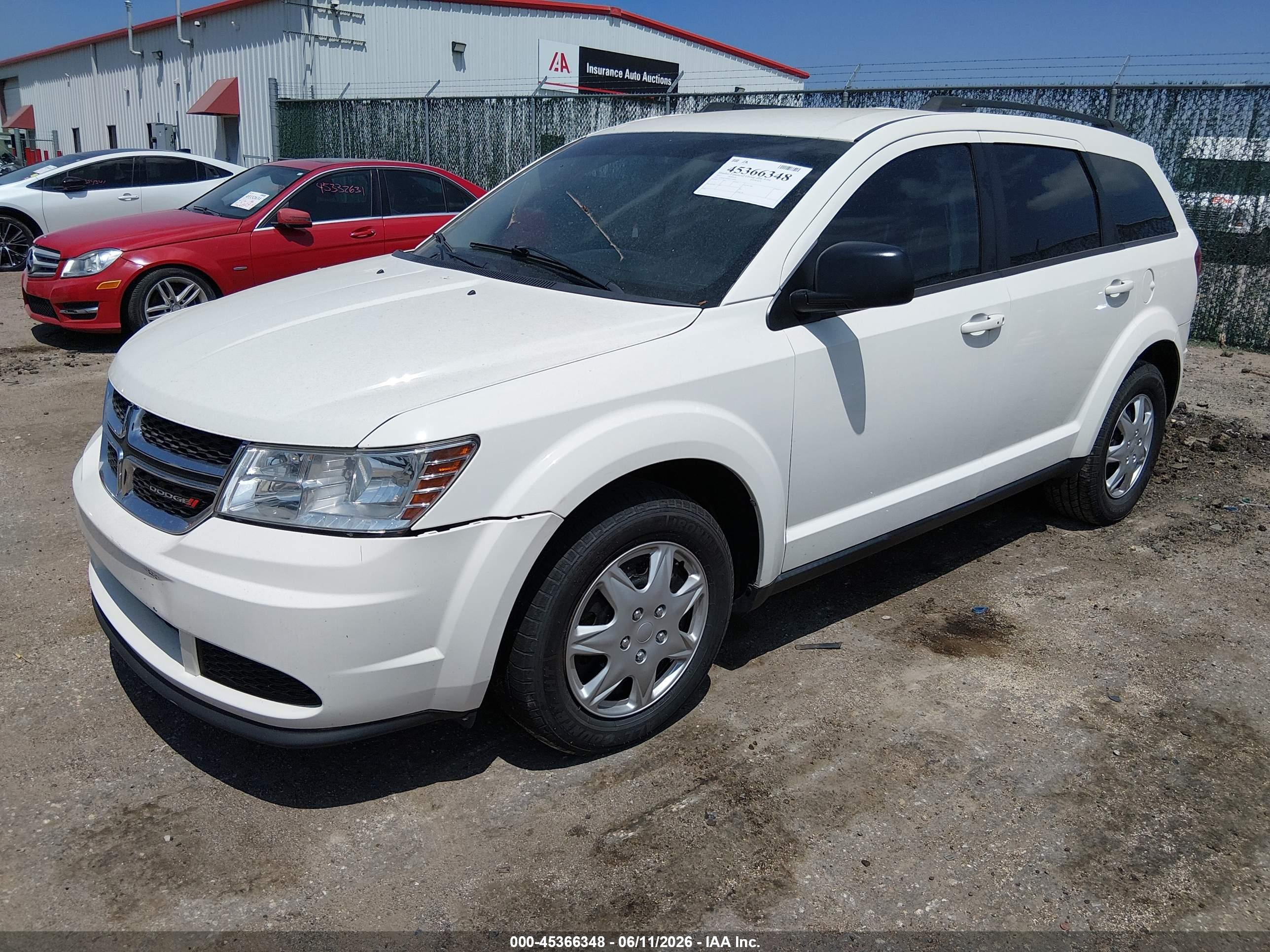 DODGE JOURNEY image 2