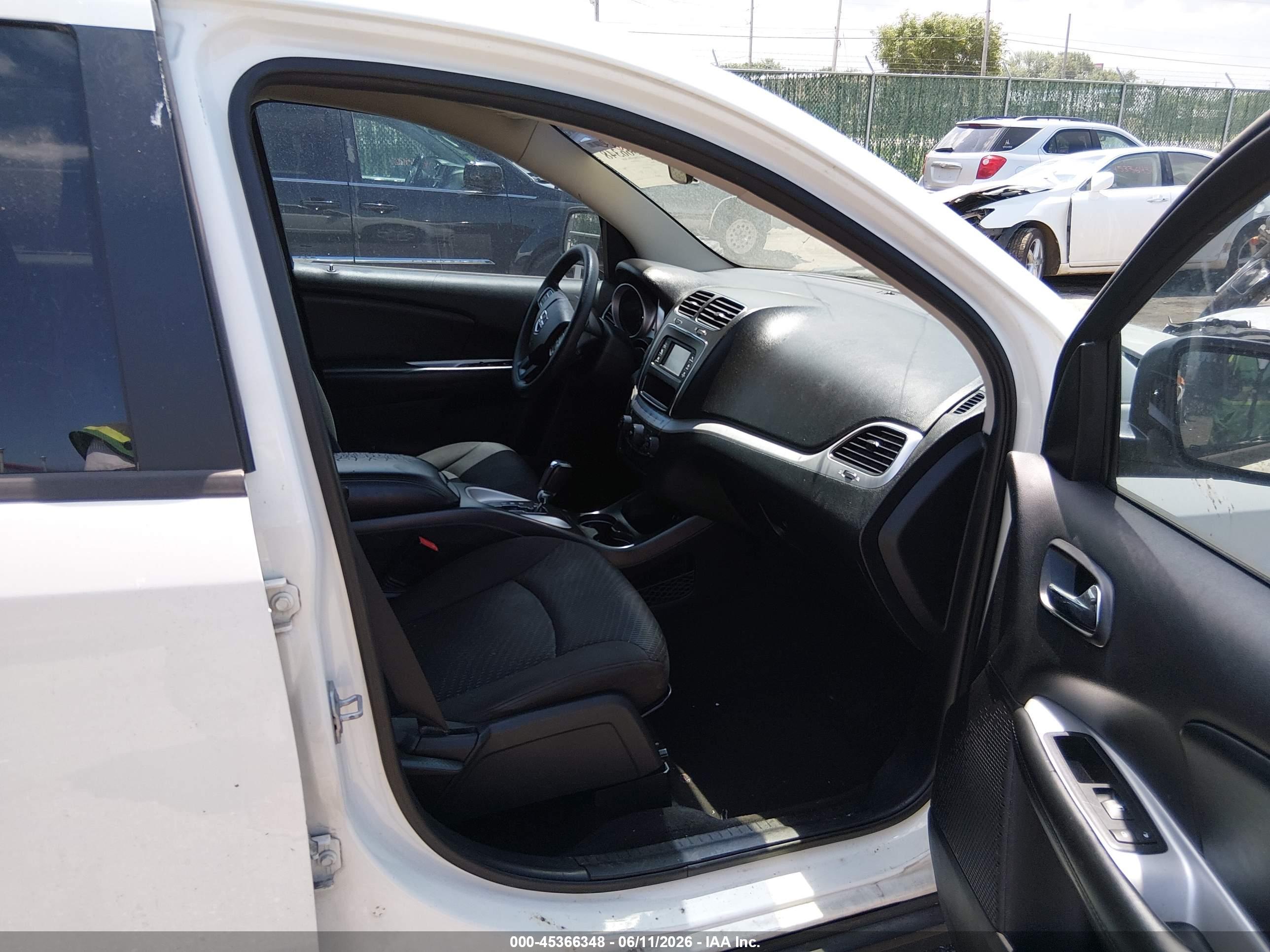 DODGE JOURNEY image 5