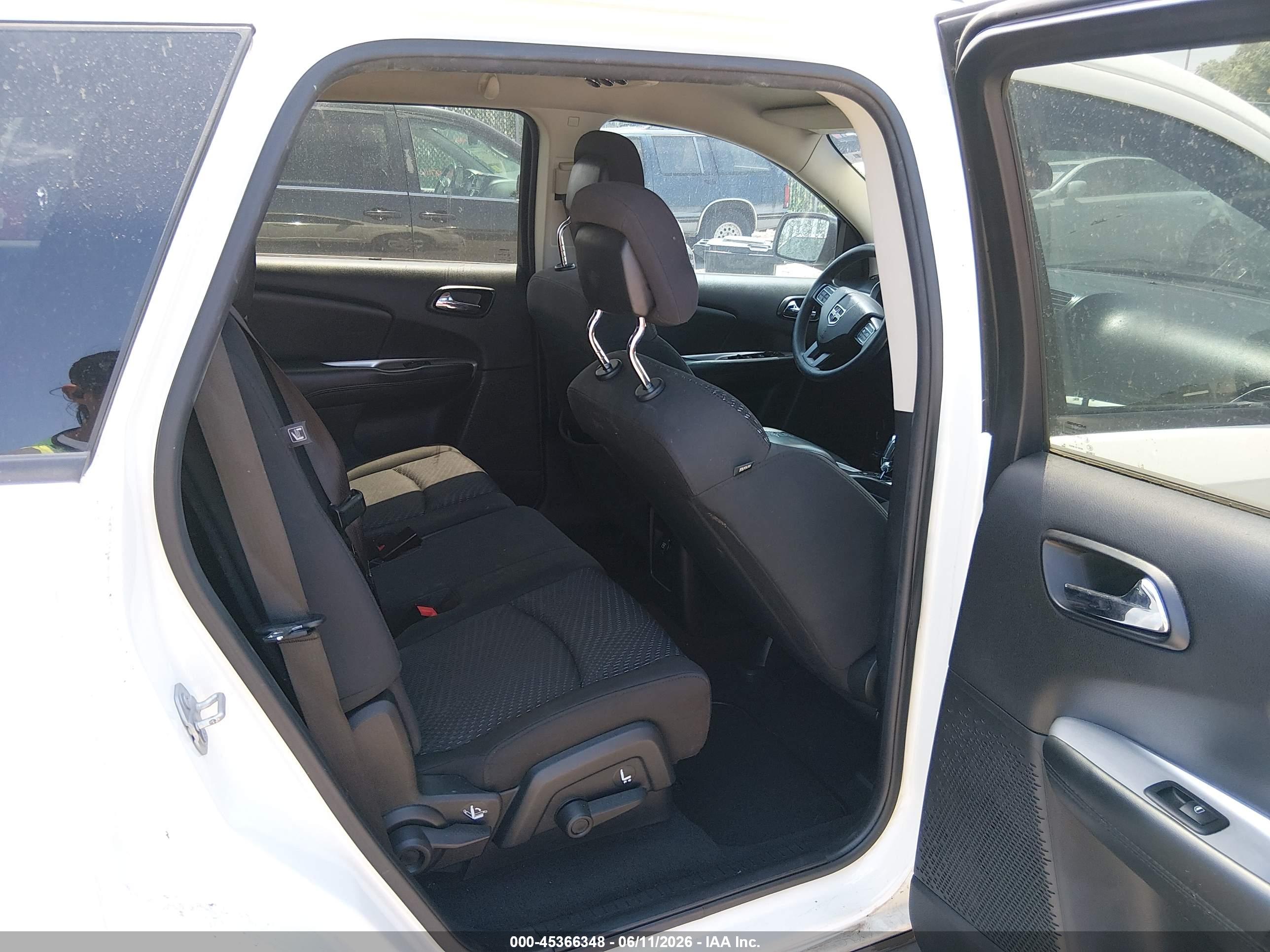 DODGE JOURNEY image 8