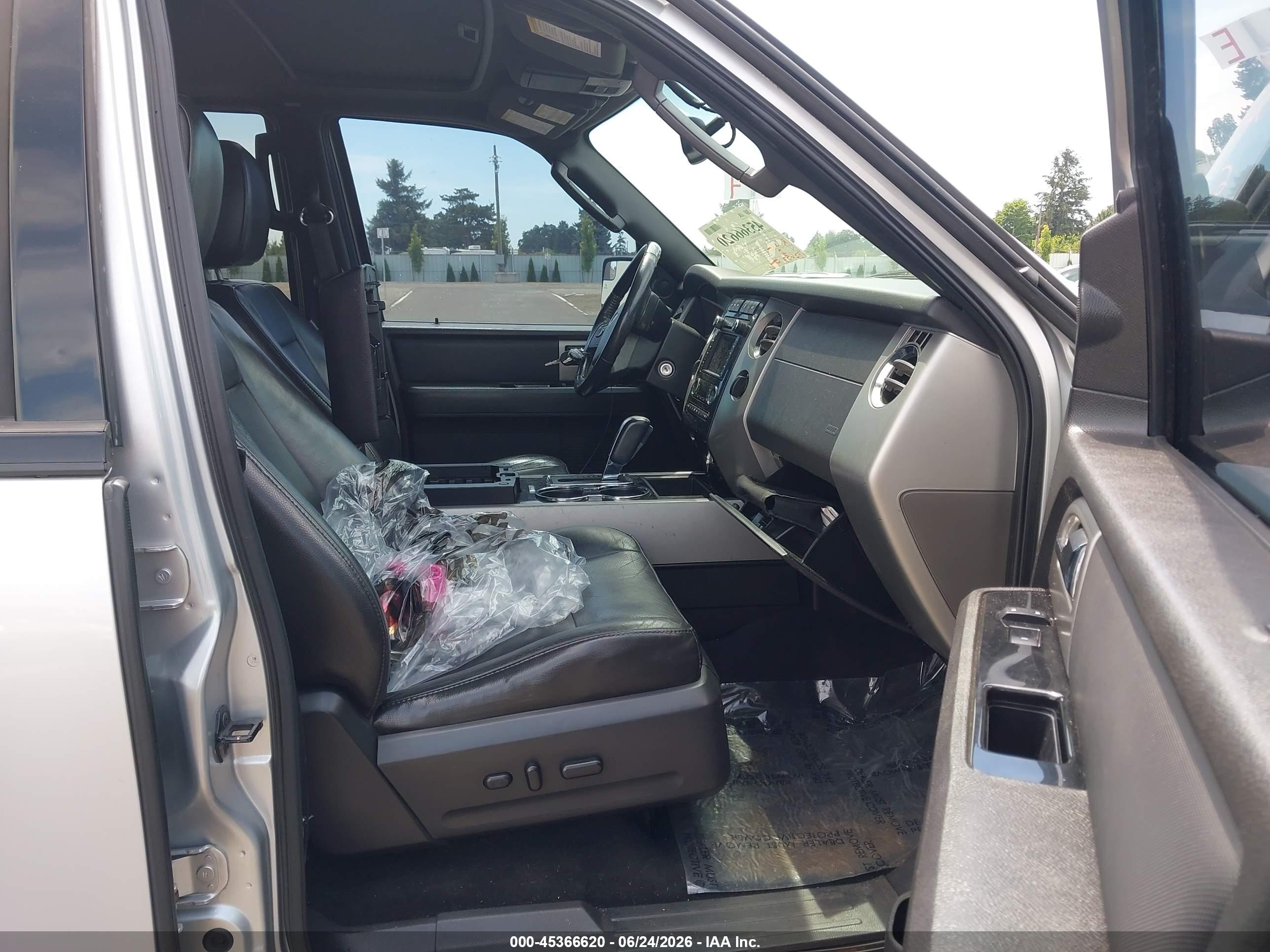 FORD EXPEDITION image 5