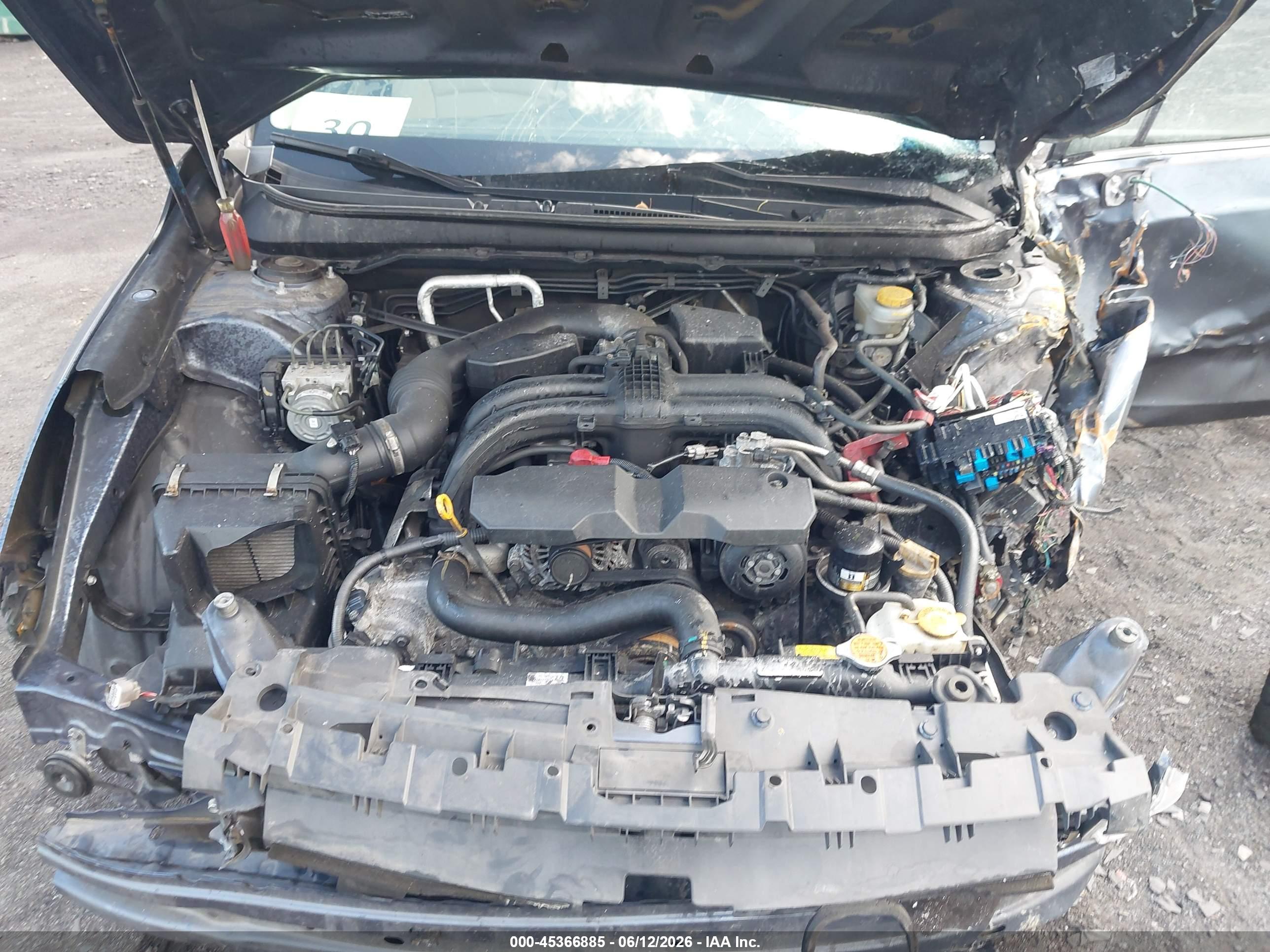 SUBARU LEGACY image 10