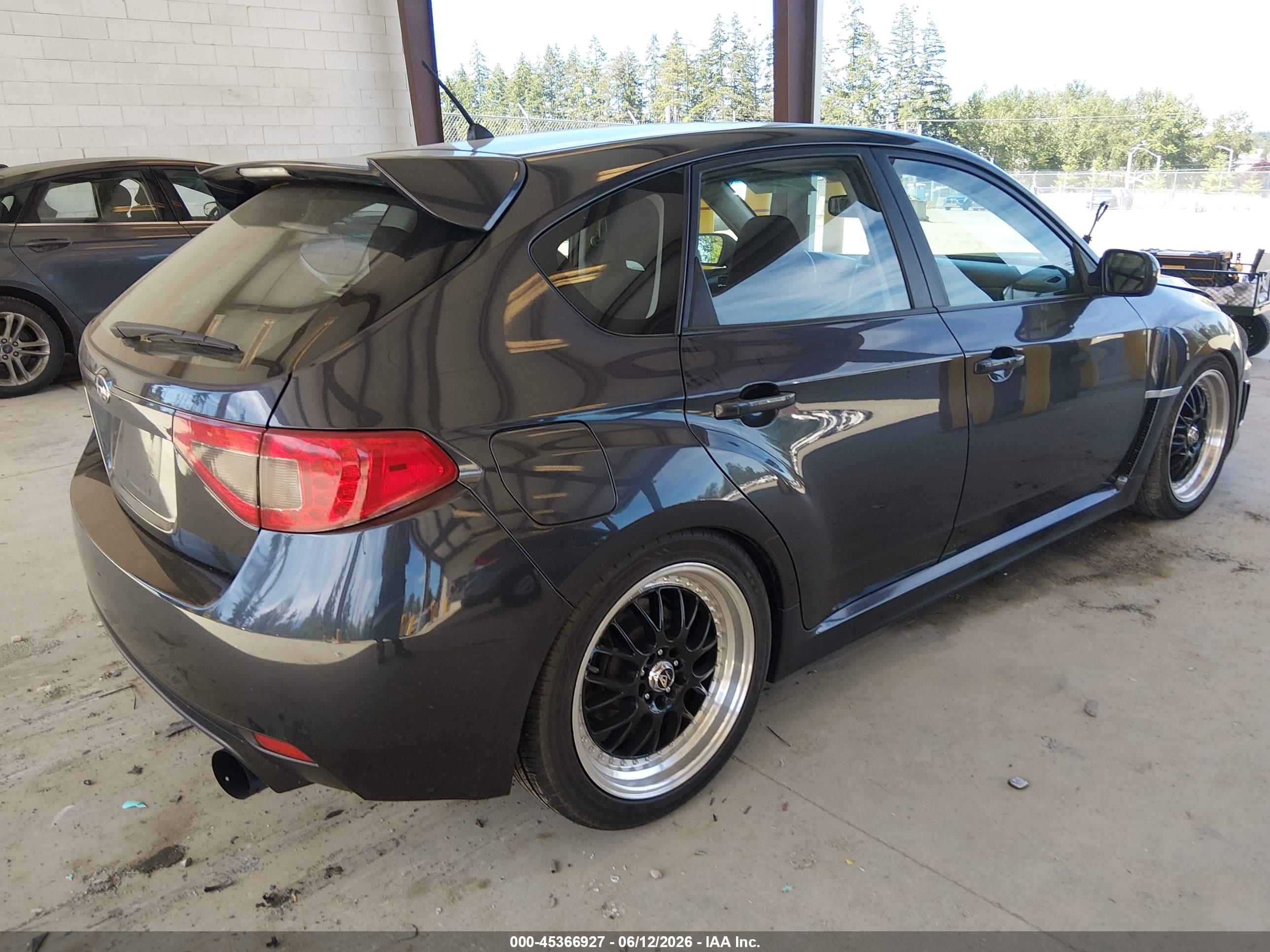 SUBARU IMPREZA image 4