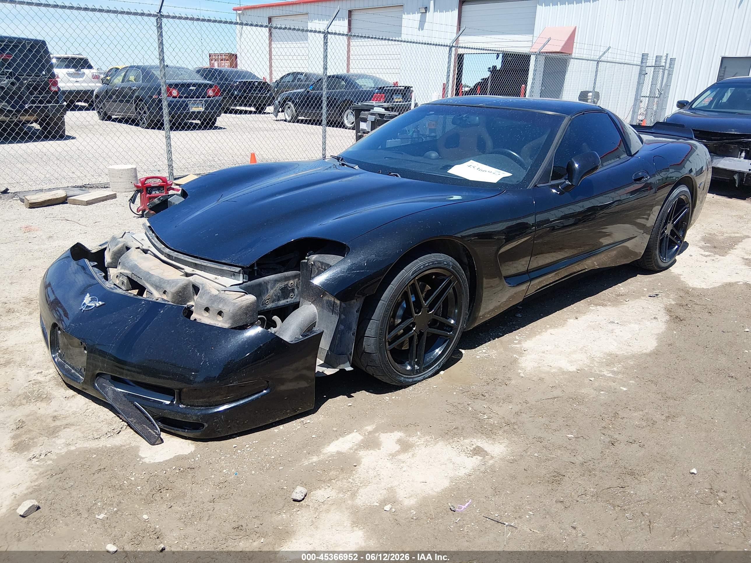 CHEVROLET CORVETTE image 2