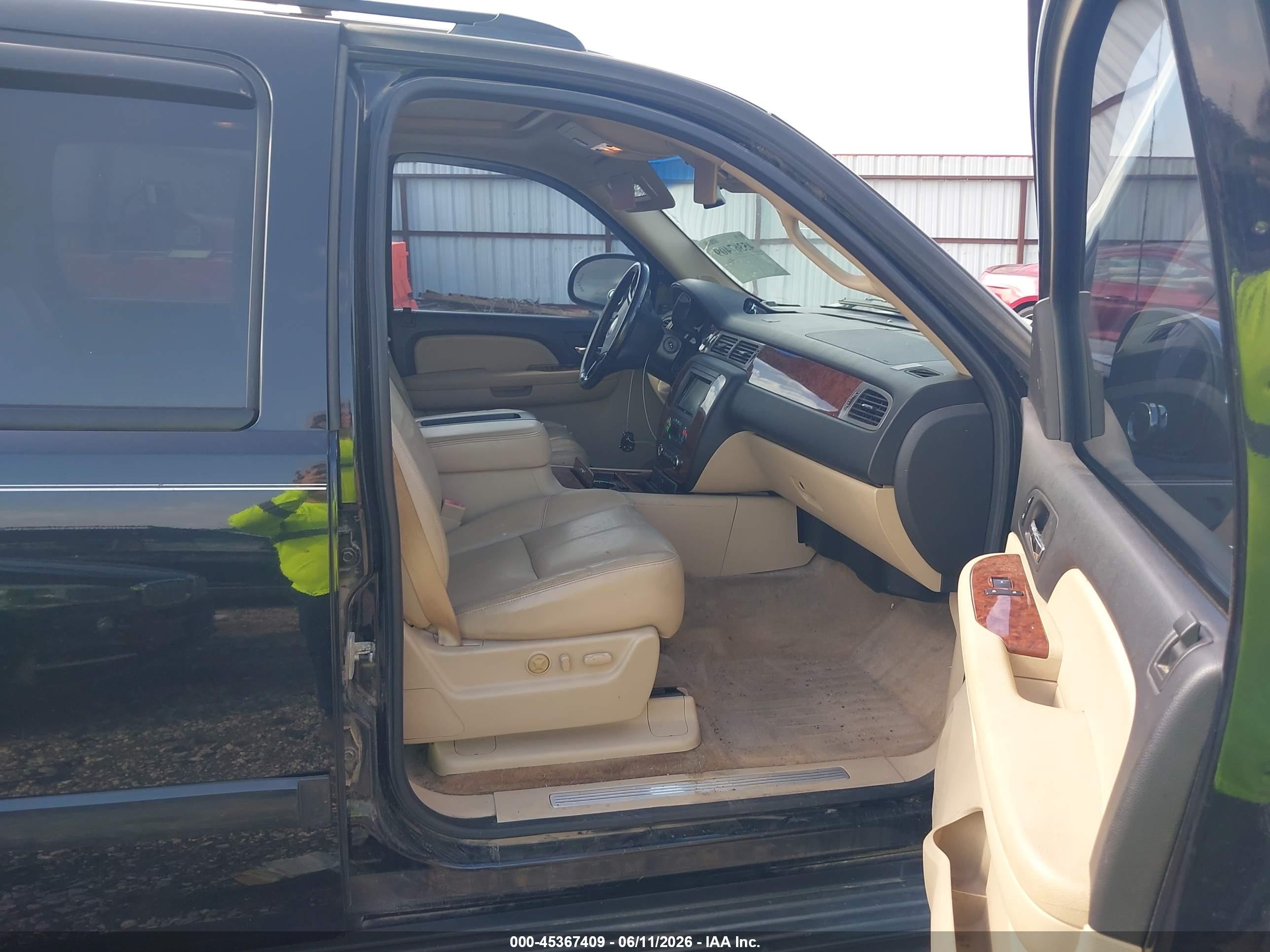 CHEVROLET AVALANCHE image 5