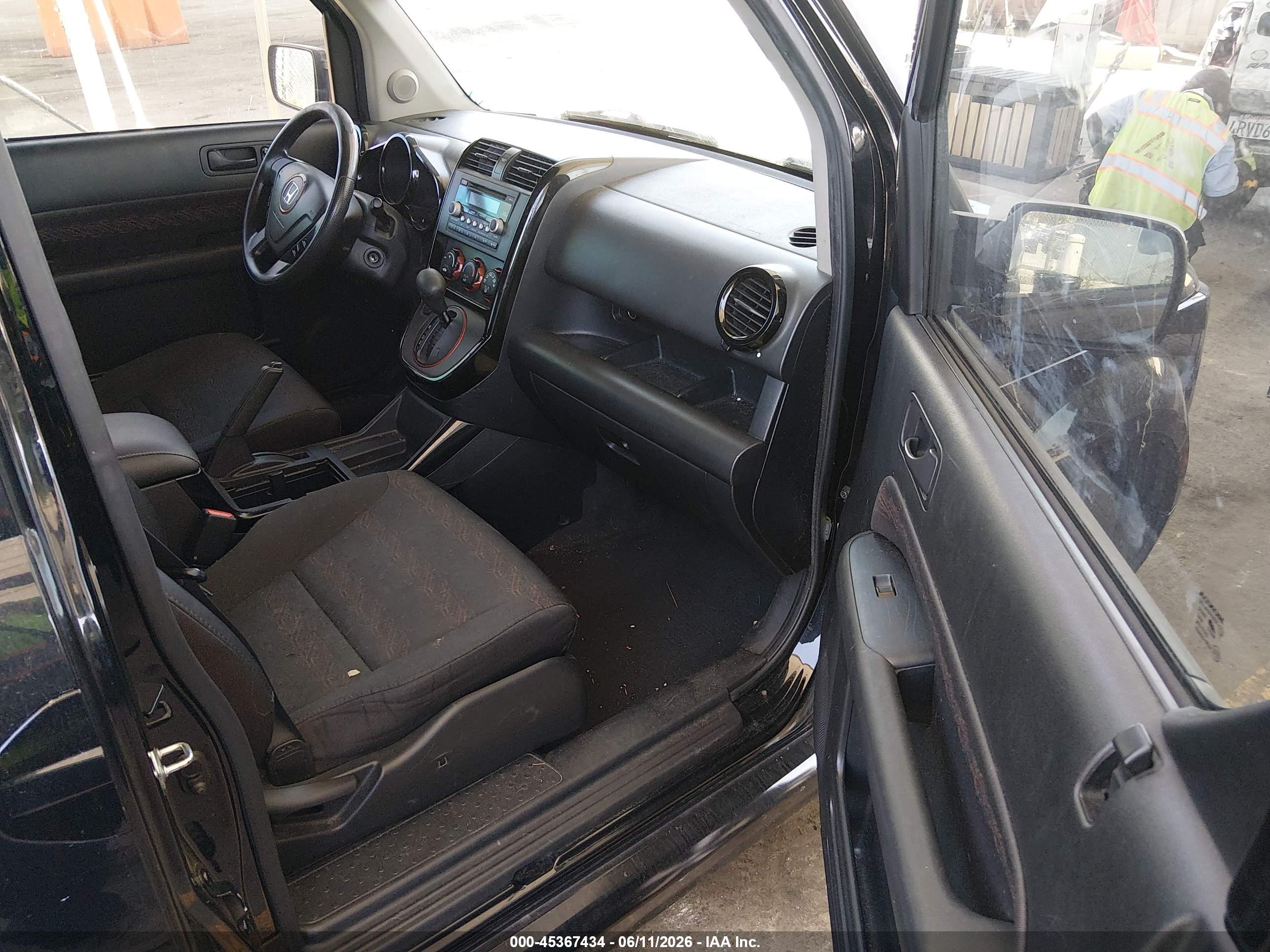 HONDA ELEMENT image 5