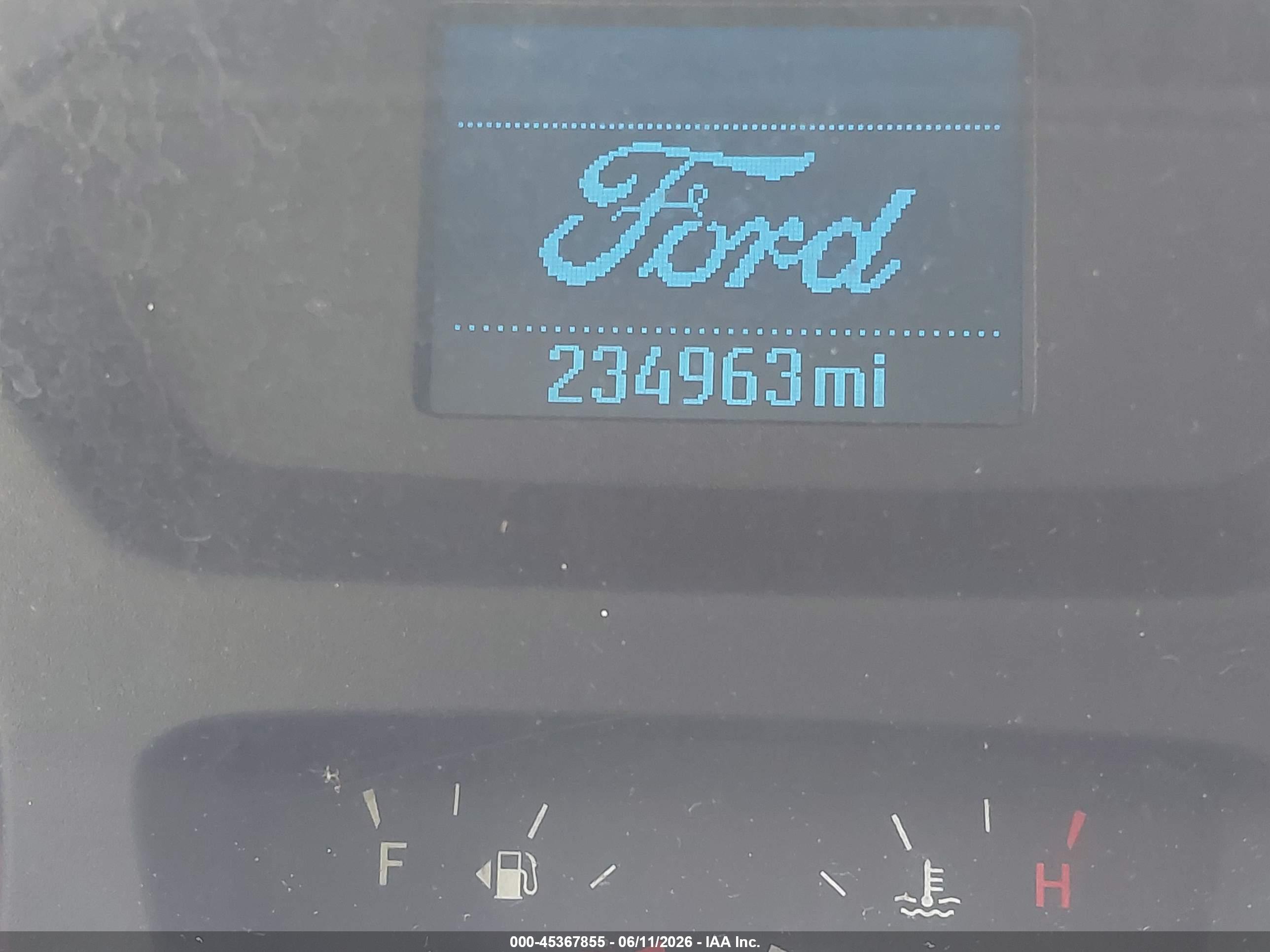 FORD TRANSIT-250 image 7