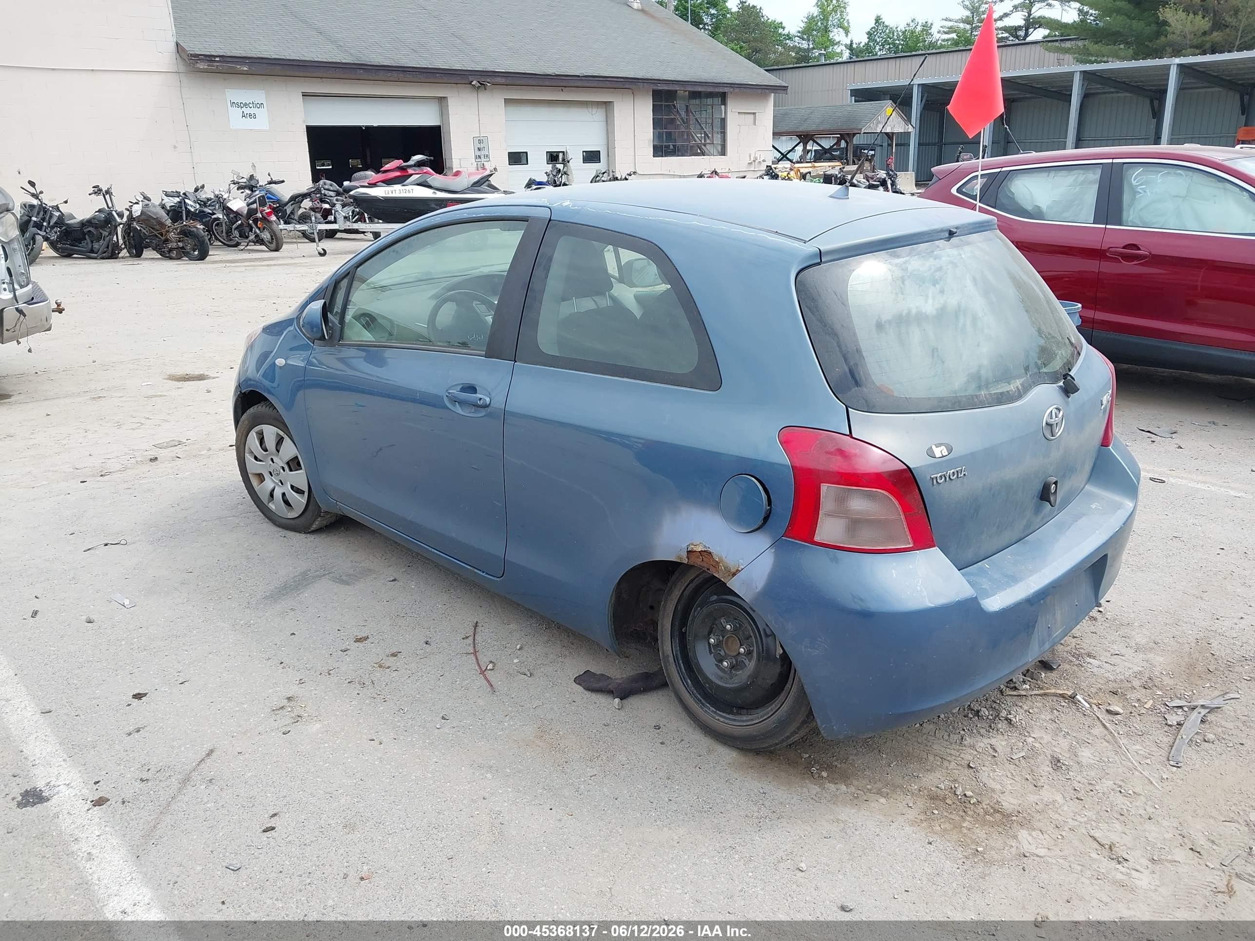 TOYOTA YARIS image 3