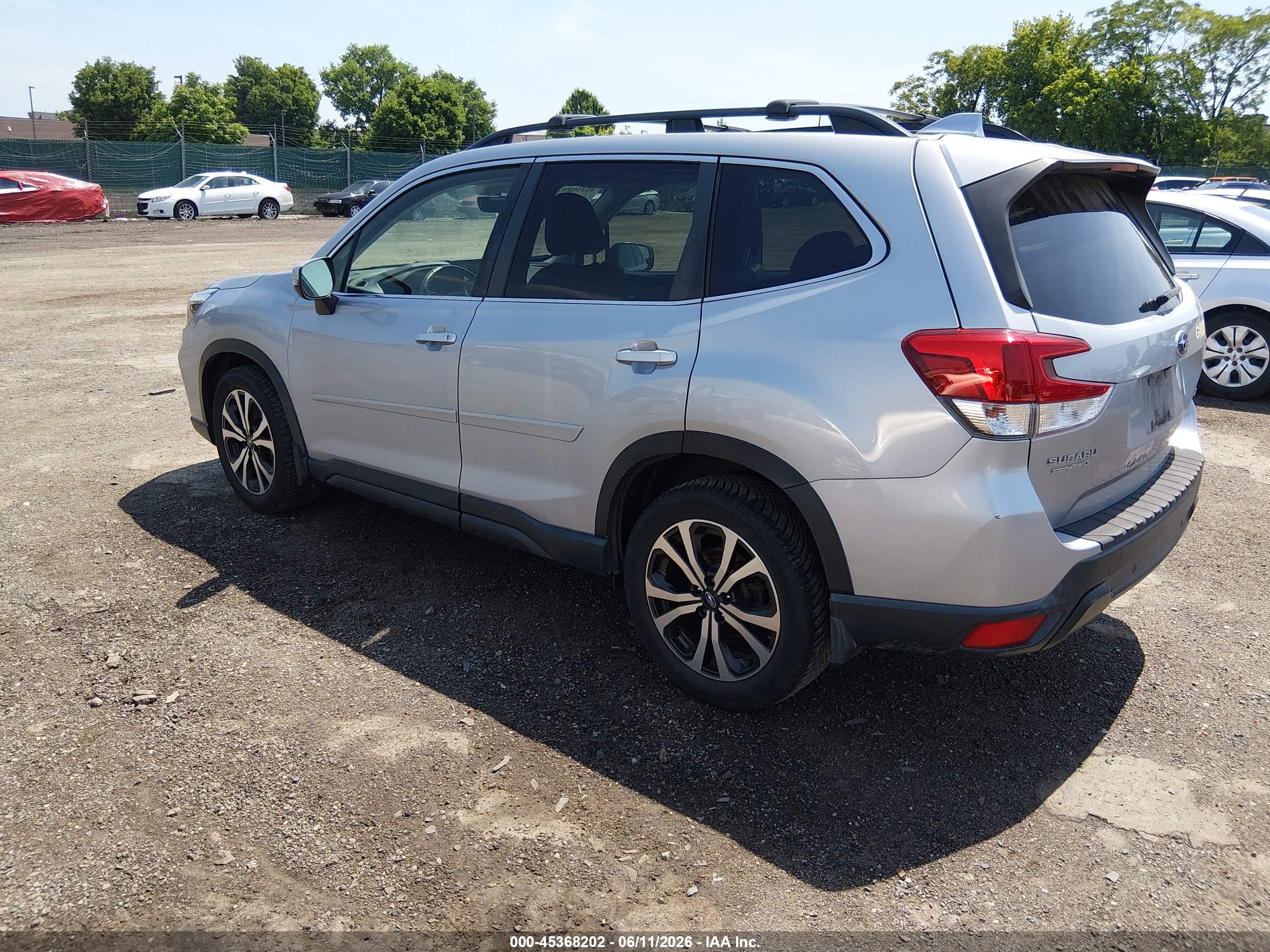 SUBARU FORESTER image 3