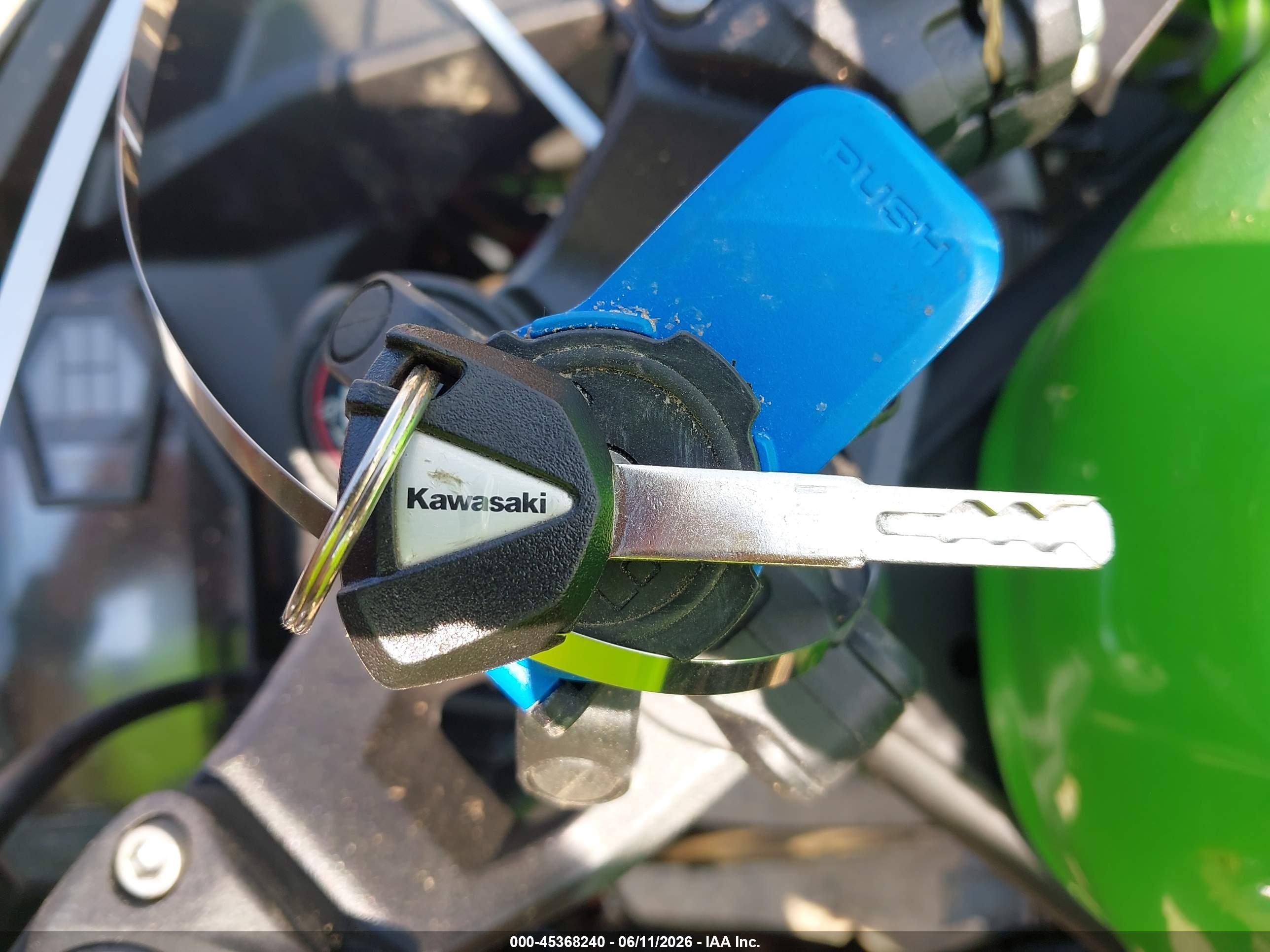 KAWASAKI EX500 image 11