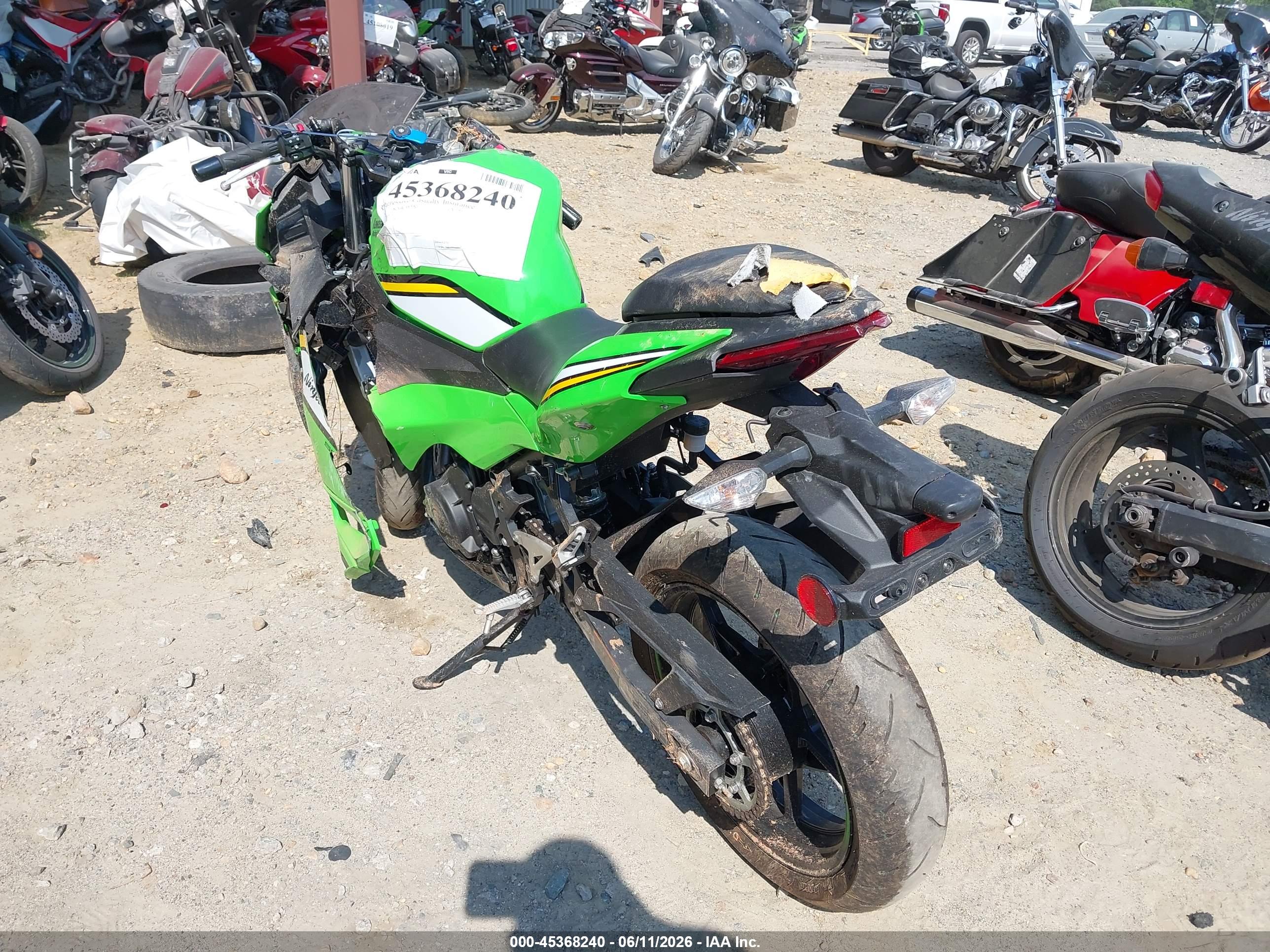 KAWASAKI EX500 image 3