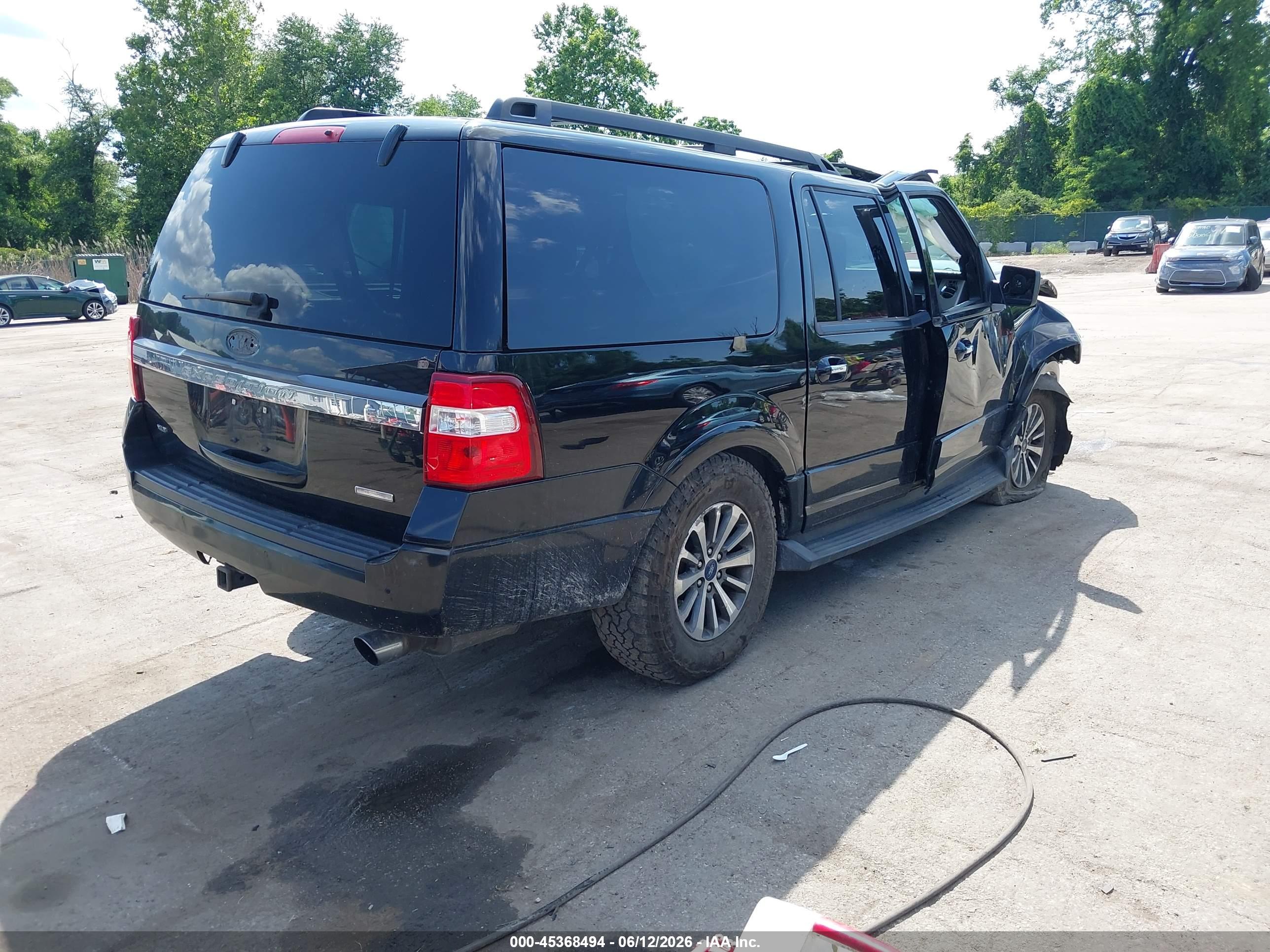 FORD EXPEDITION image 4