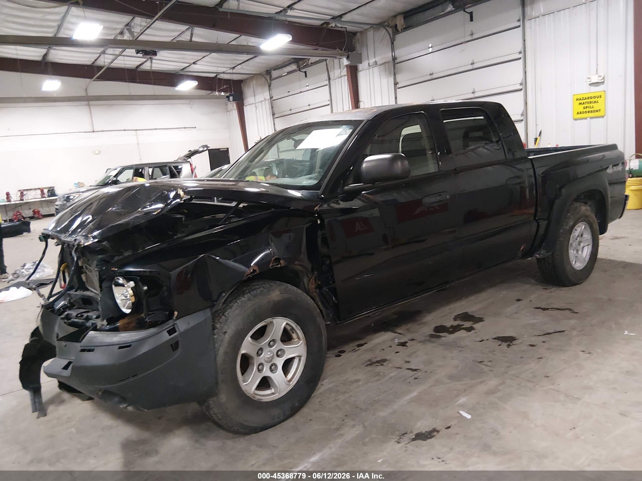 DODGE DAKOTA image 2