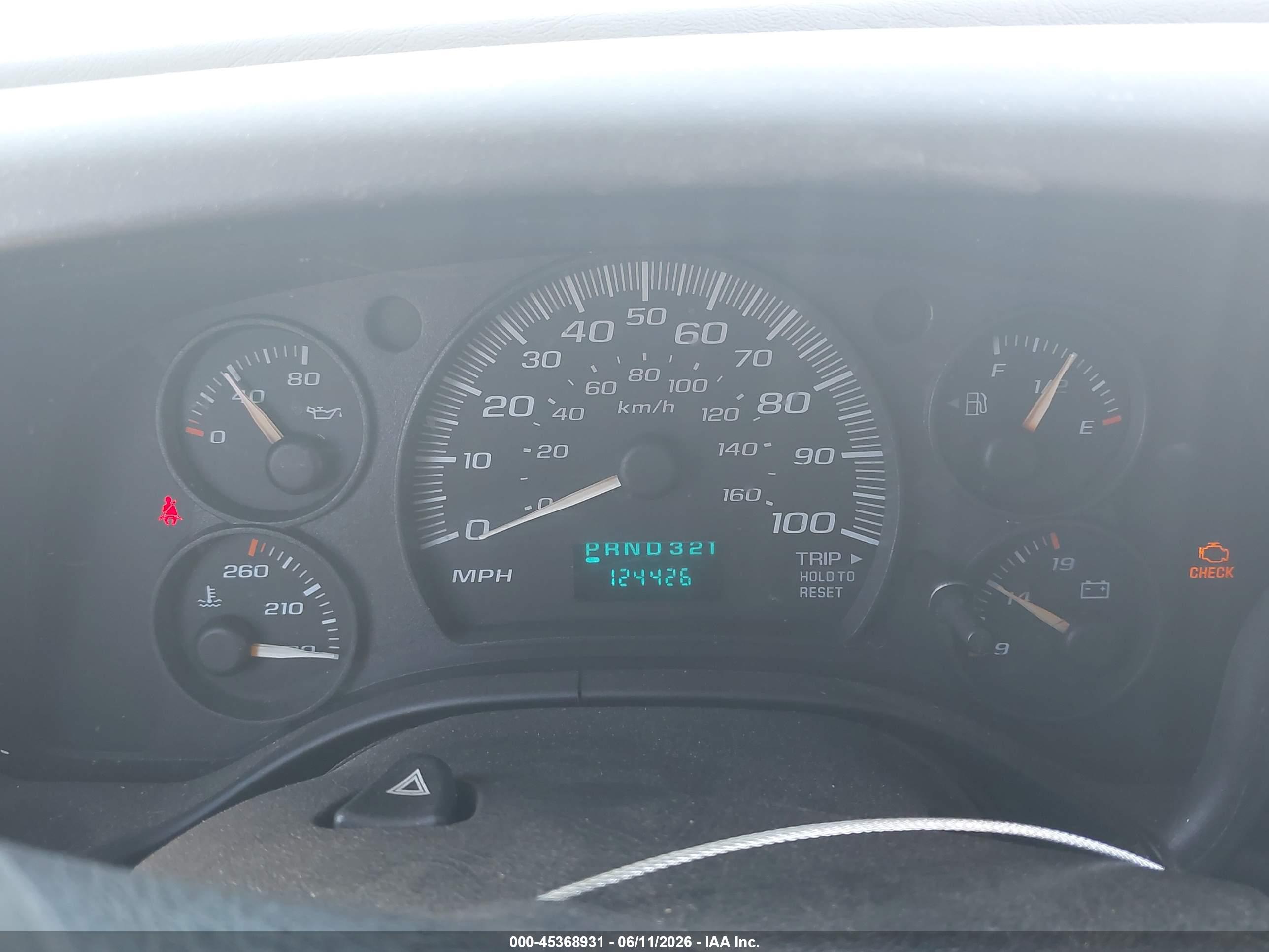 CHEVROLET EXPRESS image 7