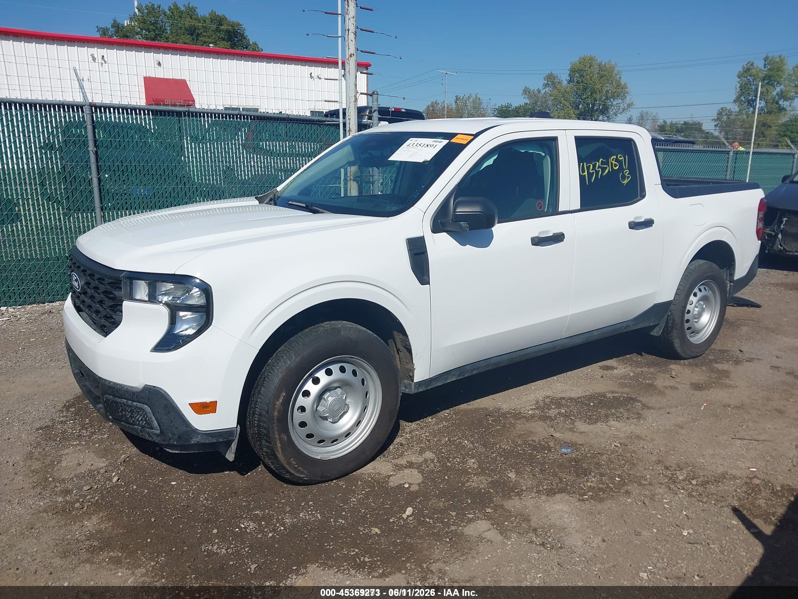 FORD MAVERICK image 2
