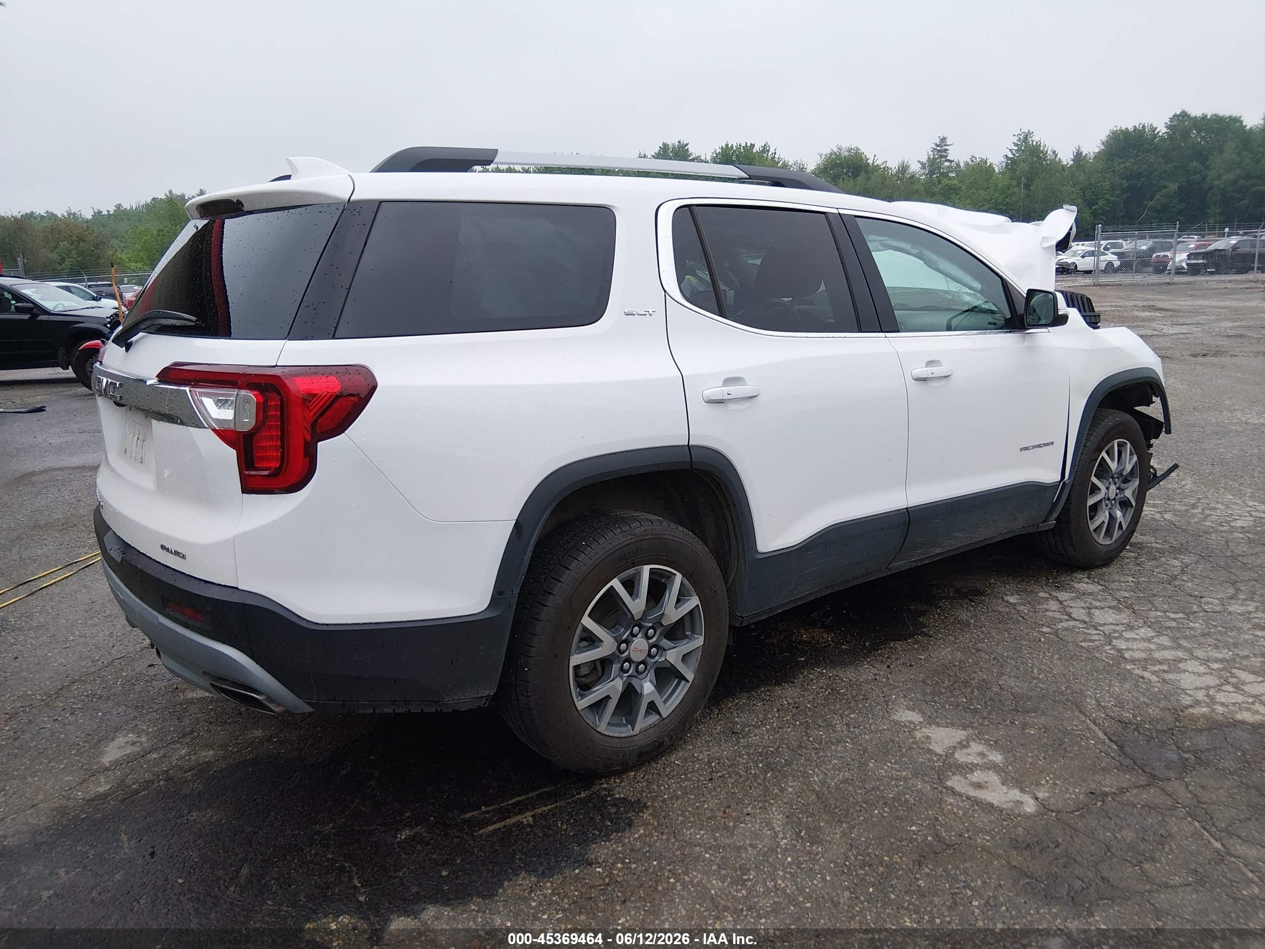 GMC ACADIA image 4