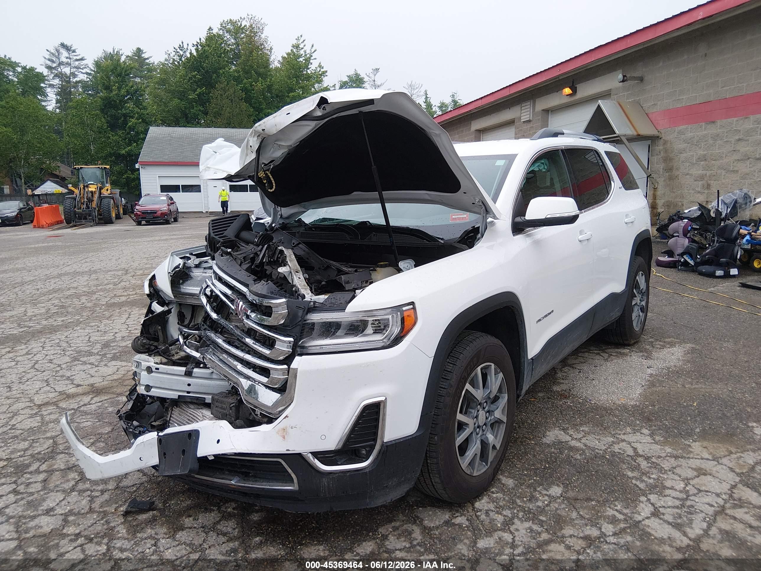 GMC ACADIA image 6