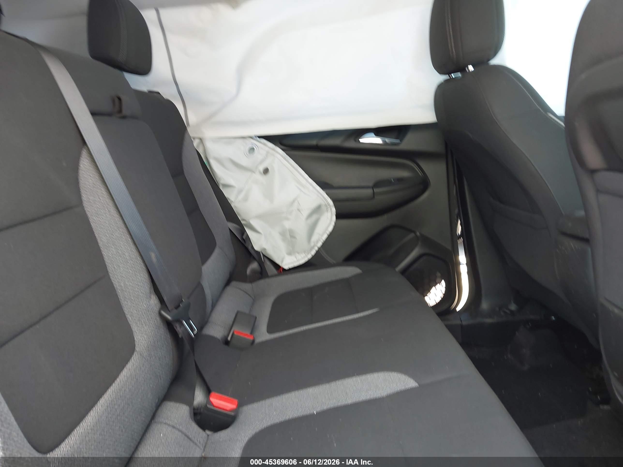 CHEVROLET TRAILBLAZER image 8