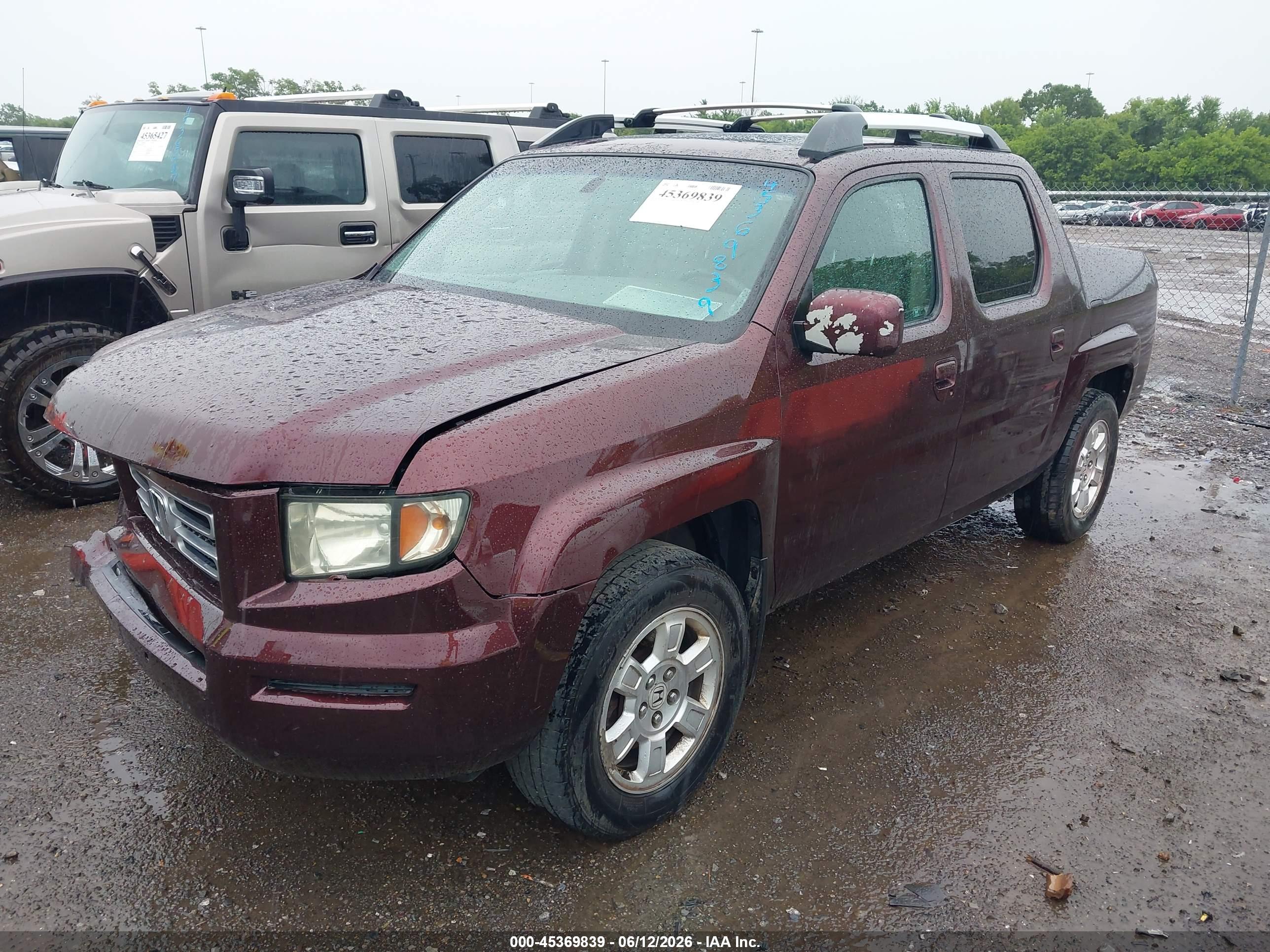 HONDA RIDGELINE image 2
