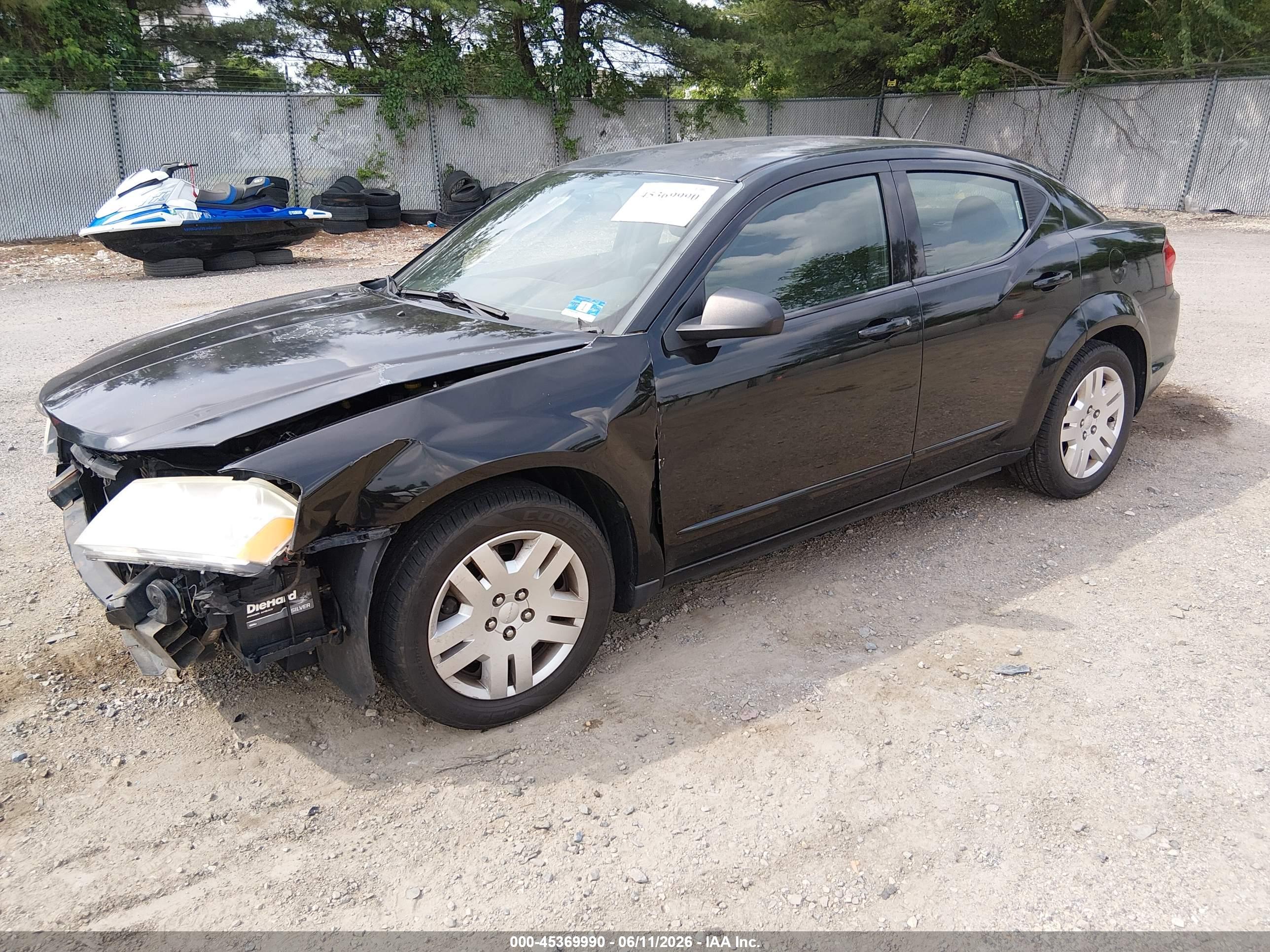 DODGE AVENGER image 2