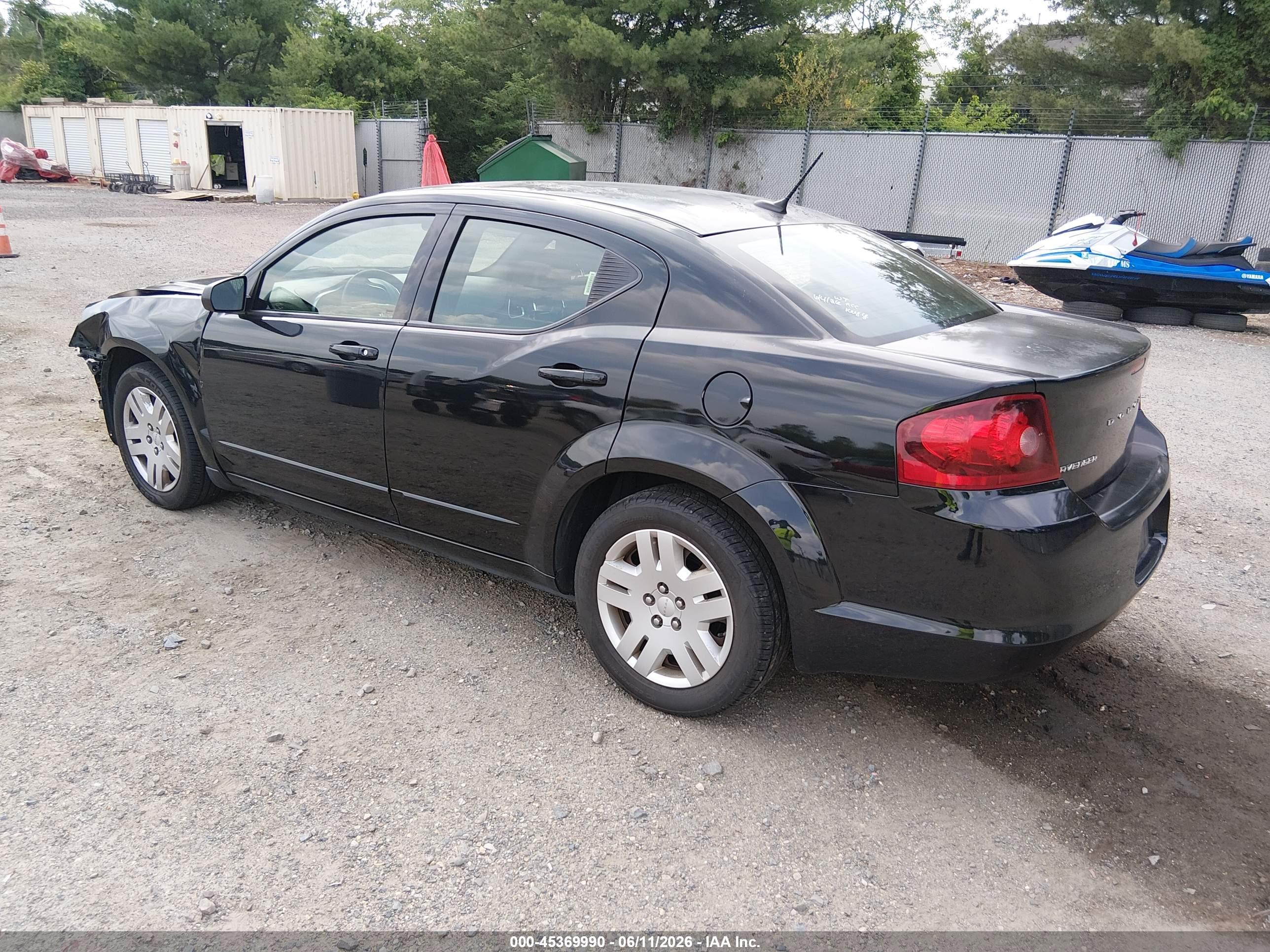 DODGE AVENGER image 3
