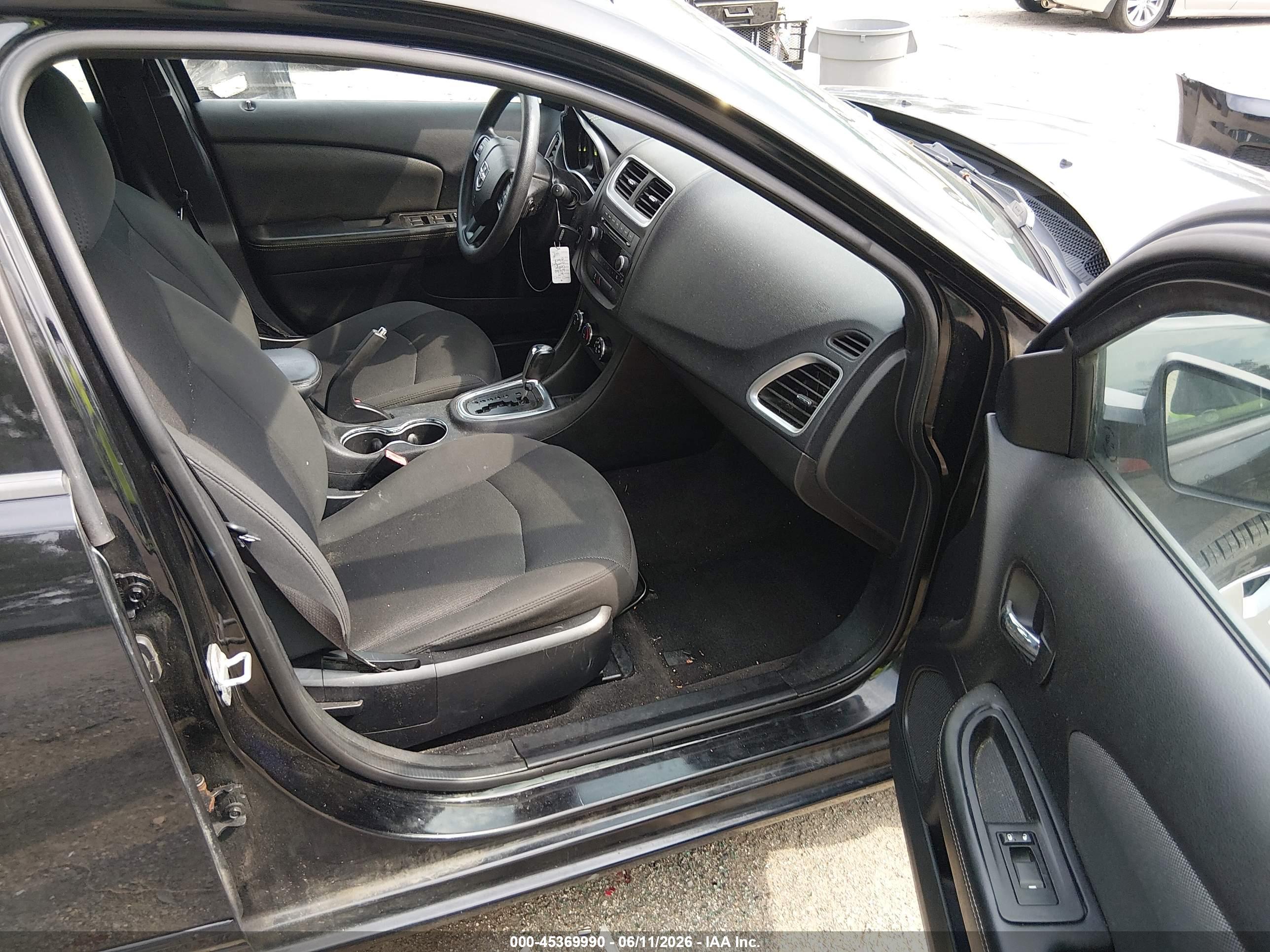 DODGE AVENGER image 5