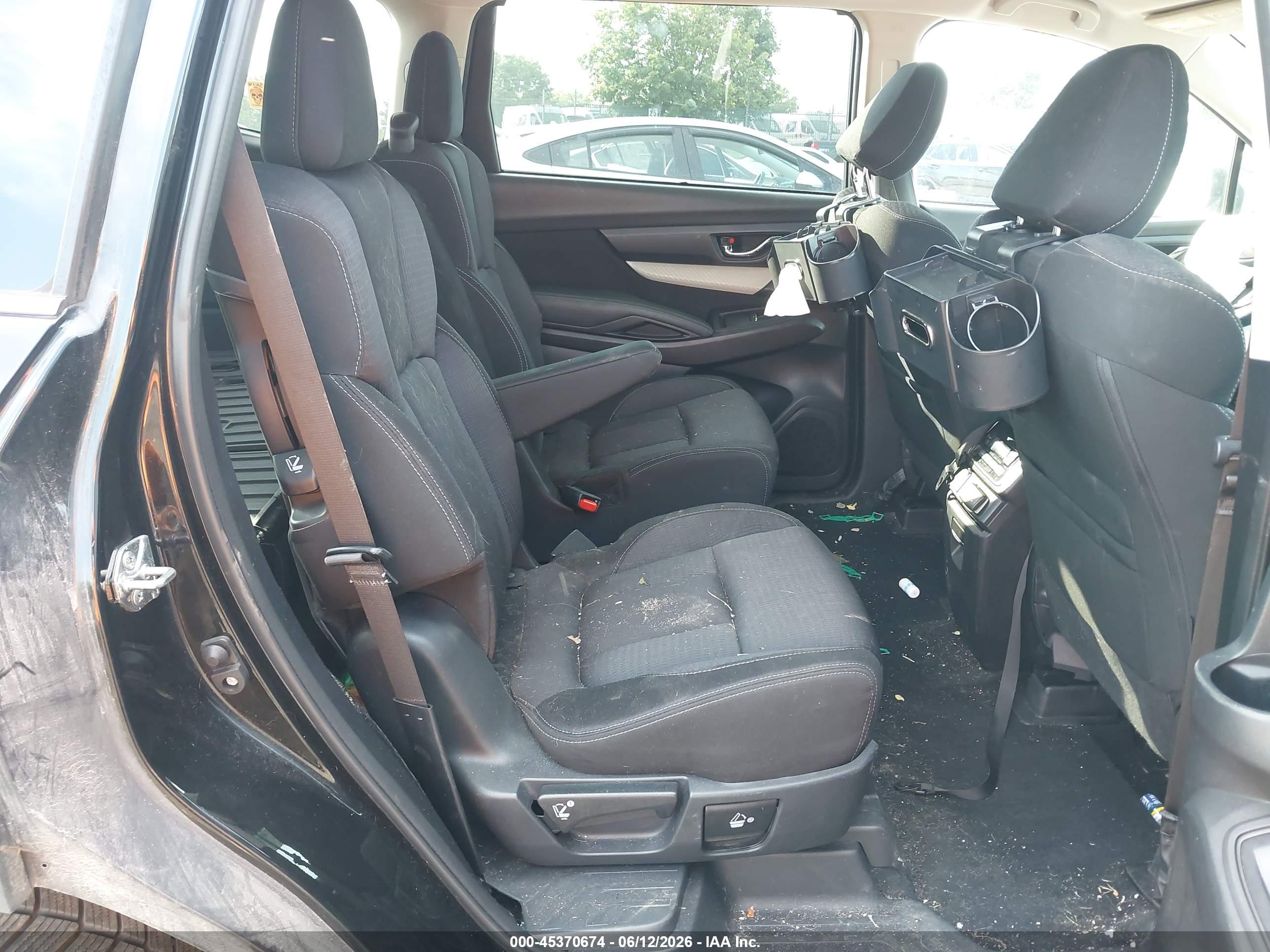 SUBARU ASCENT image 8