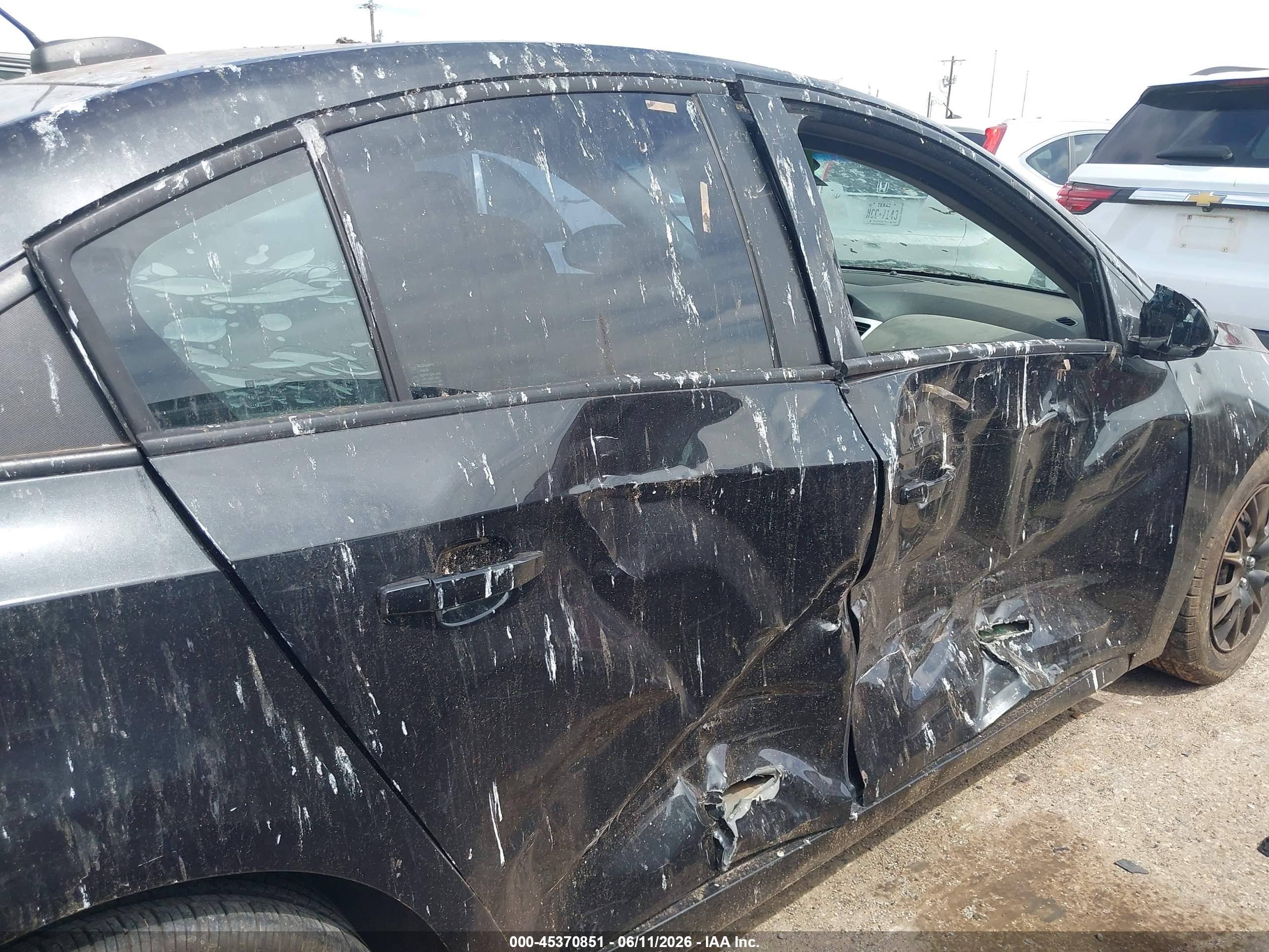 CHEVROLET CRUZE image 6