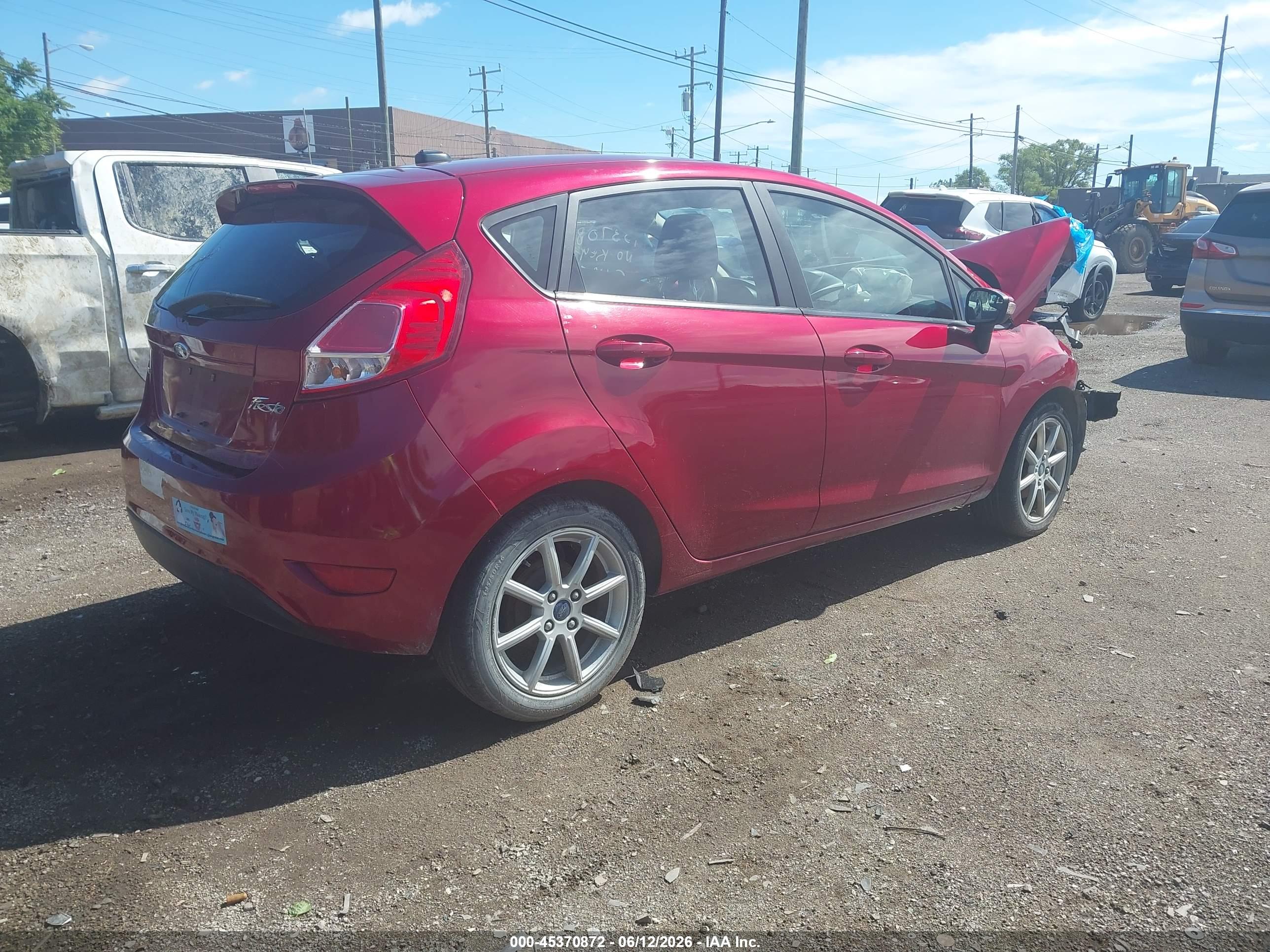 FORD FIESTA image 4