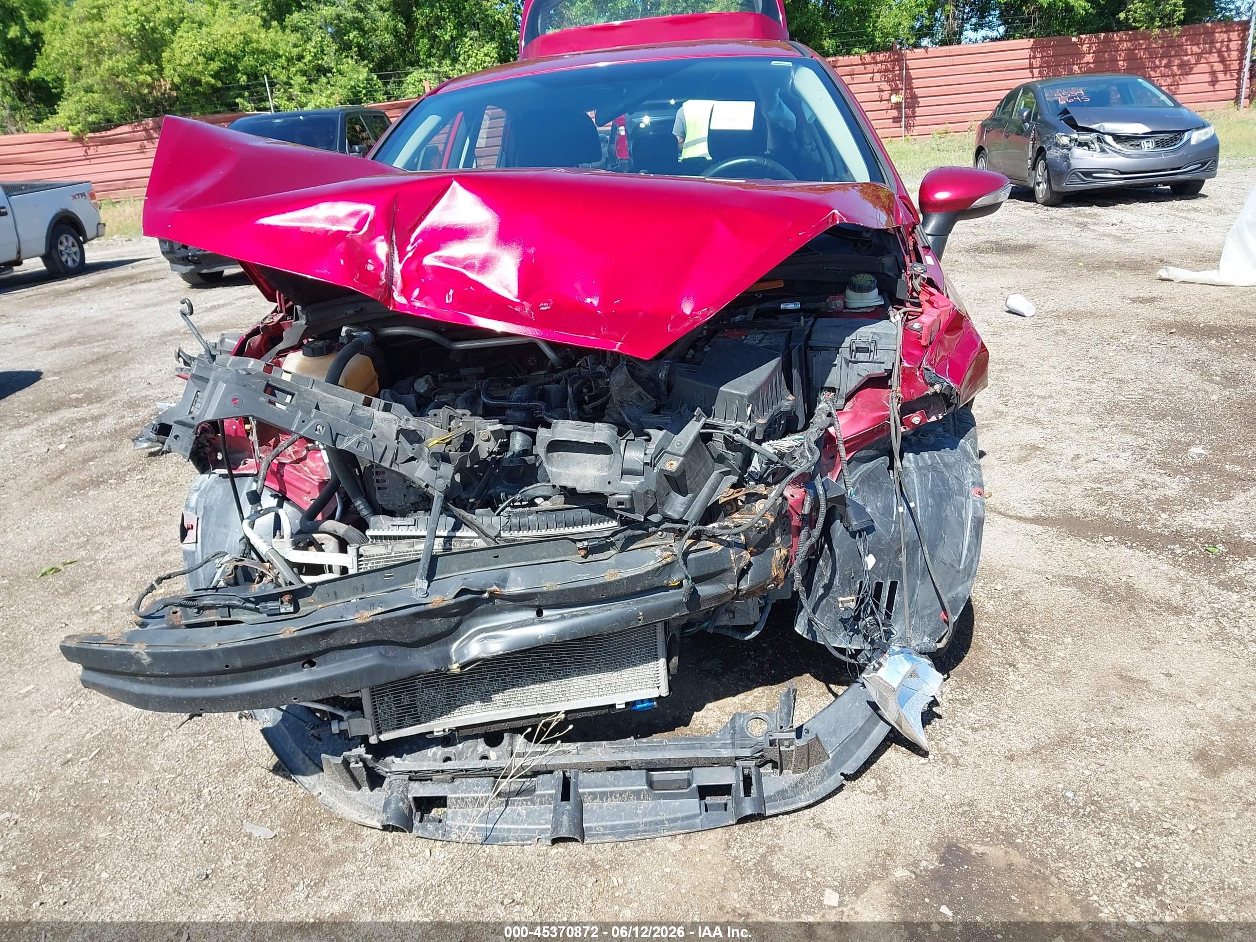 FORD FIESTA image 6