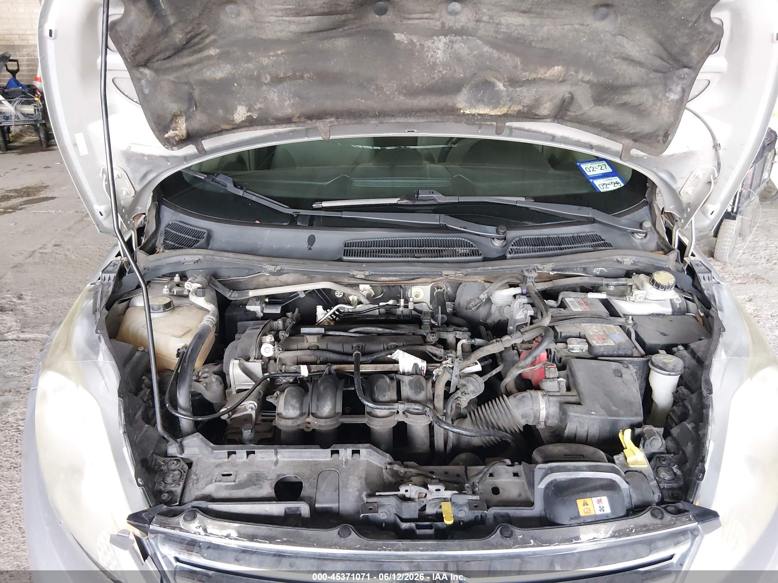 FORD FIESTA image 10
