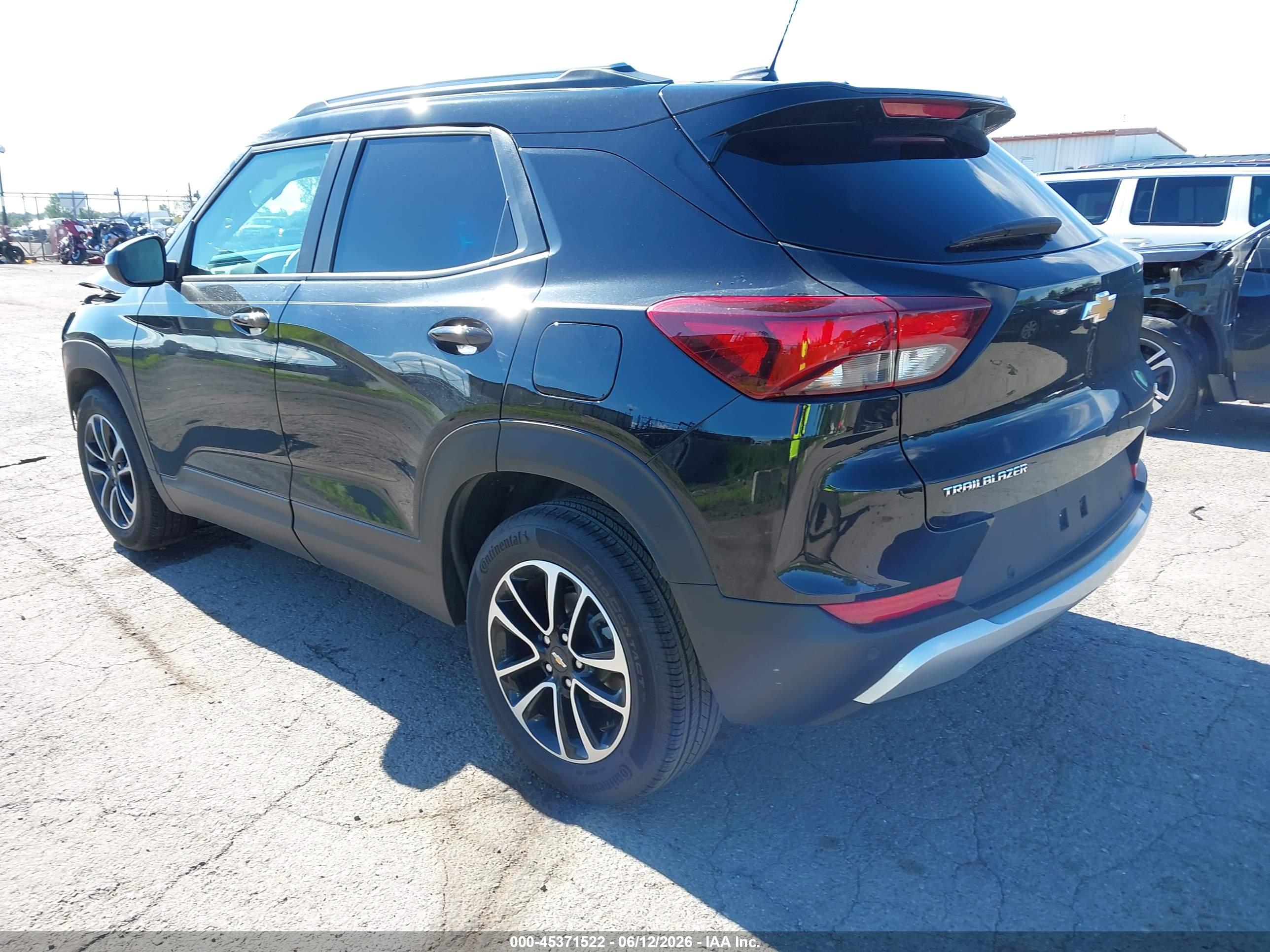 CHEVROLET TRAILBLAZER image 3