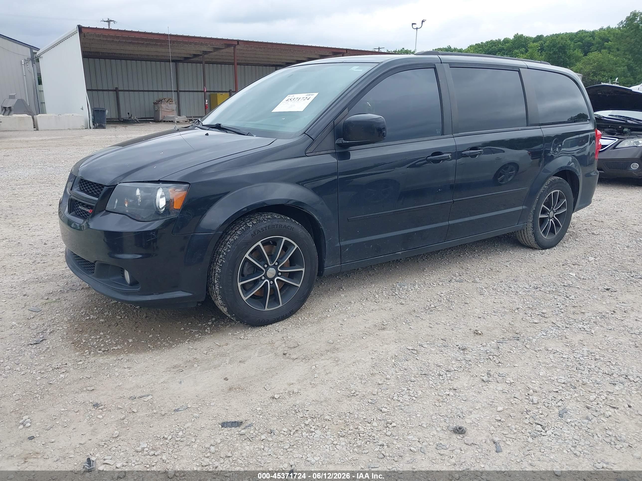 DODGE GRAND image 2