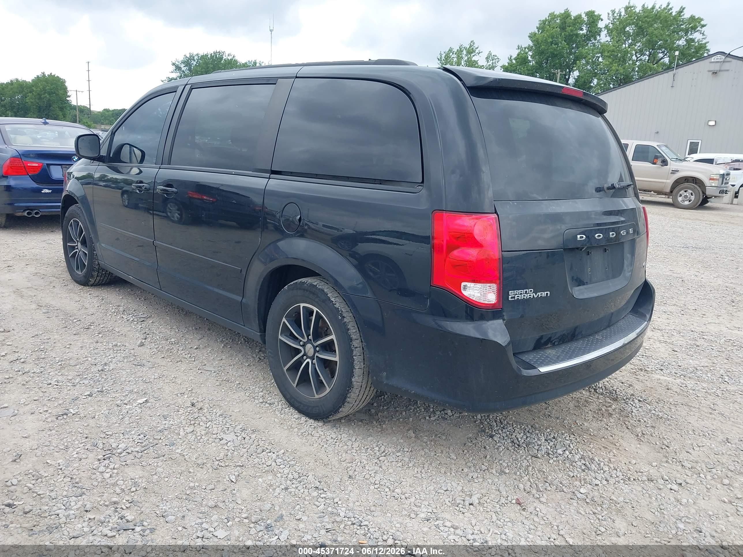 DODGE GRAND image 3