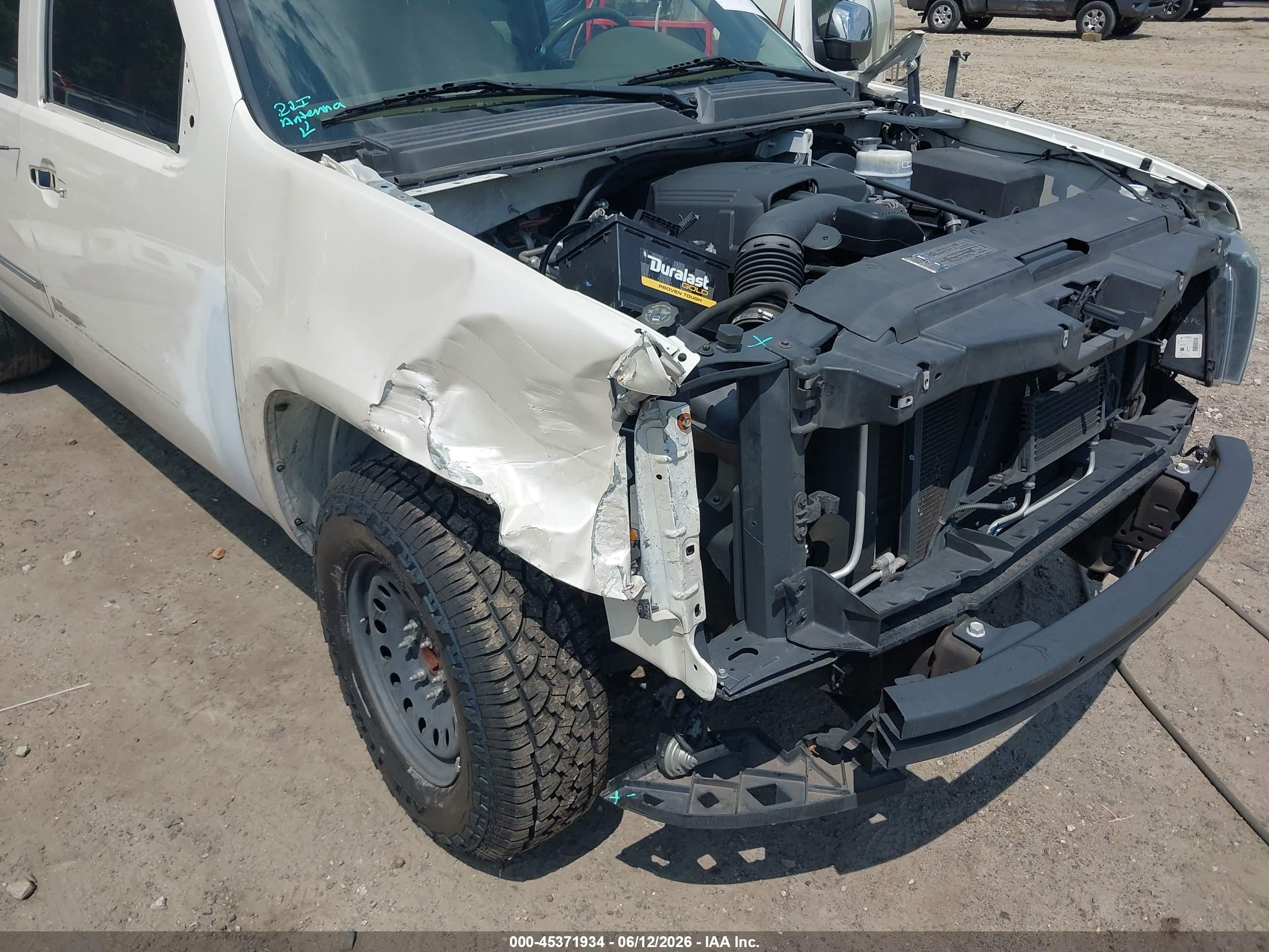 CHEVROLET AVALANCHE image 6