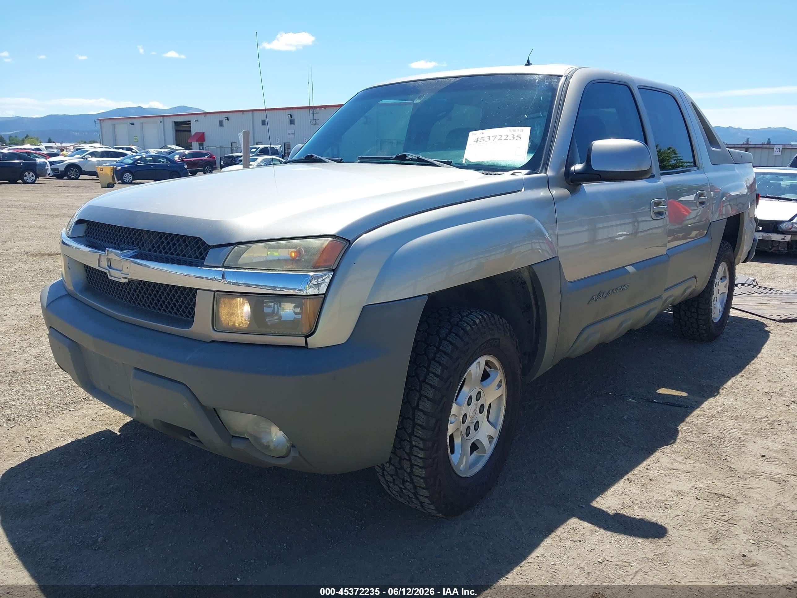 CHEVROLET AVALANCHE image 2