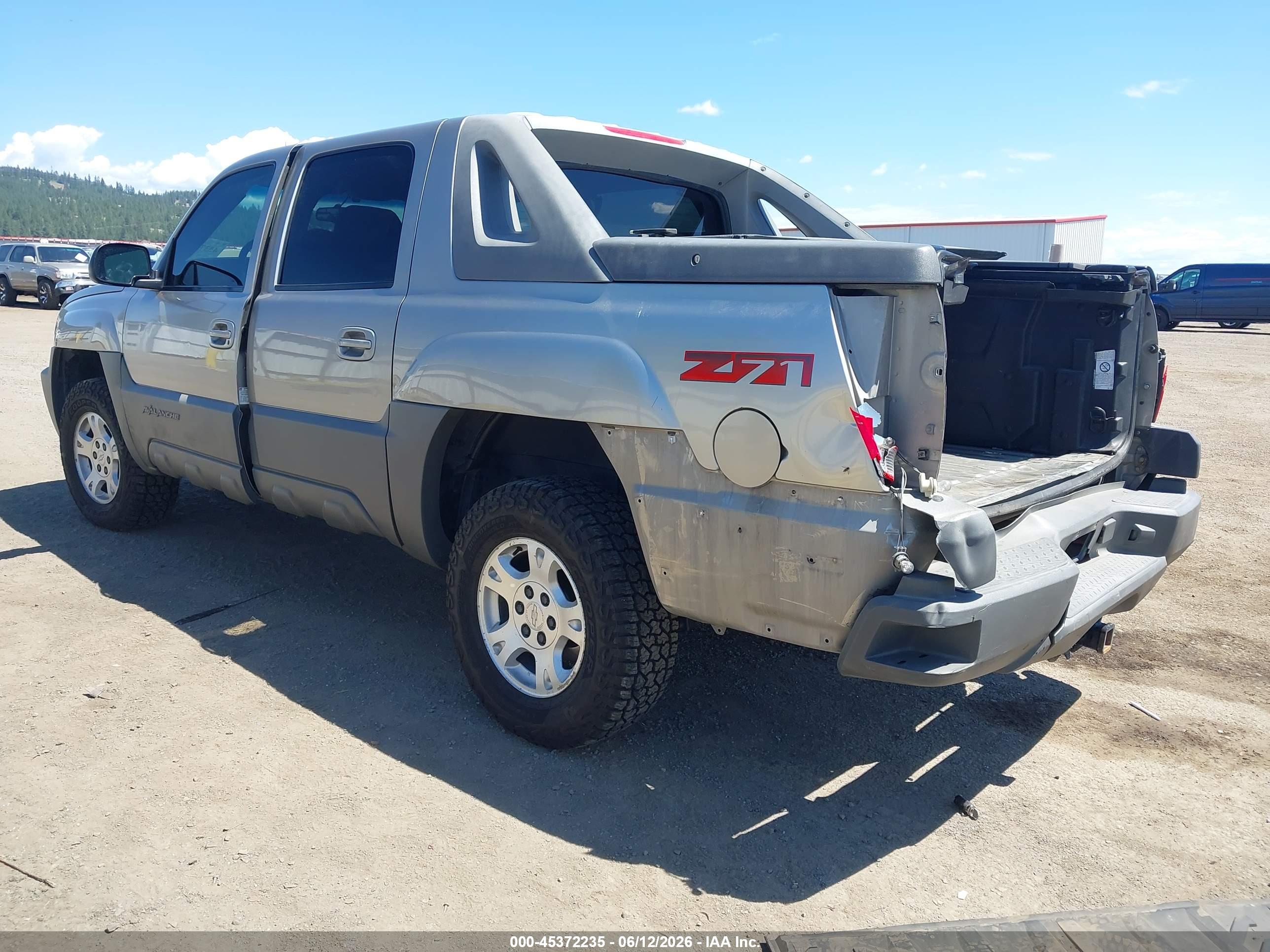 CHEVROLET AVALANCHE image 3