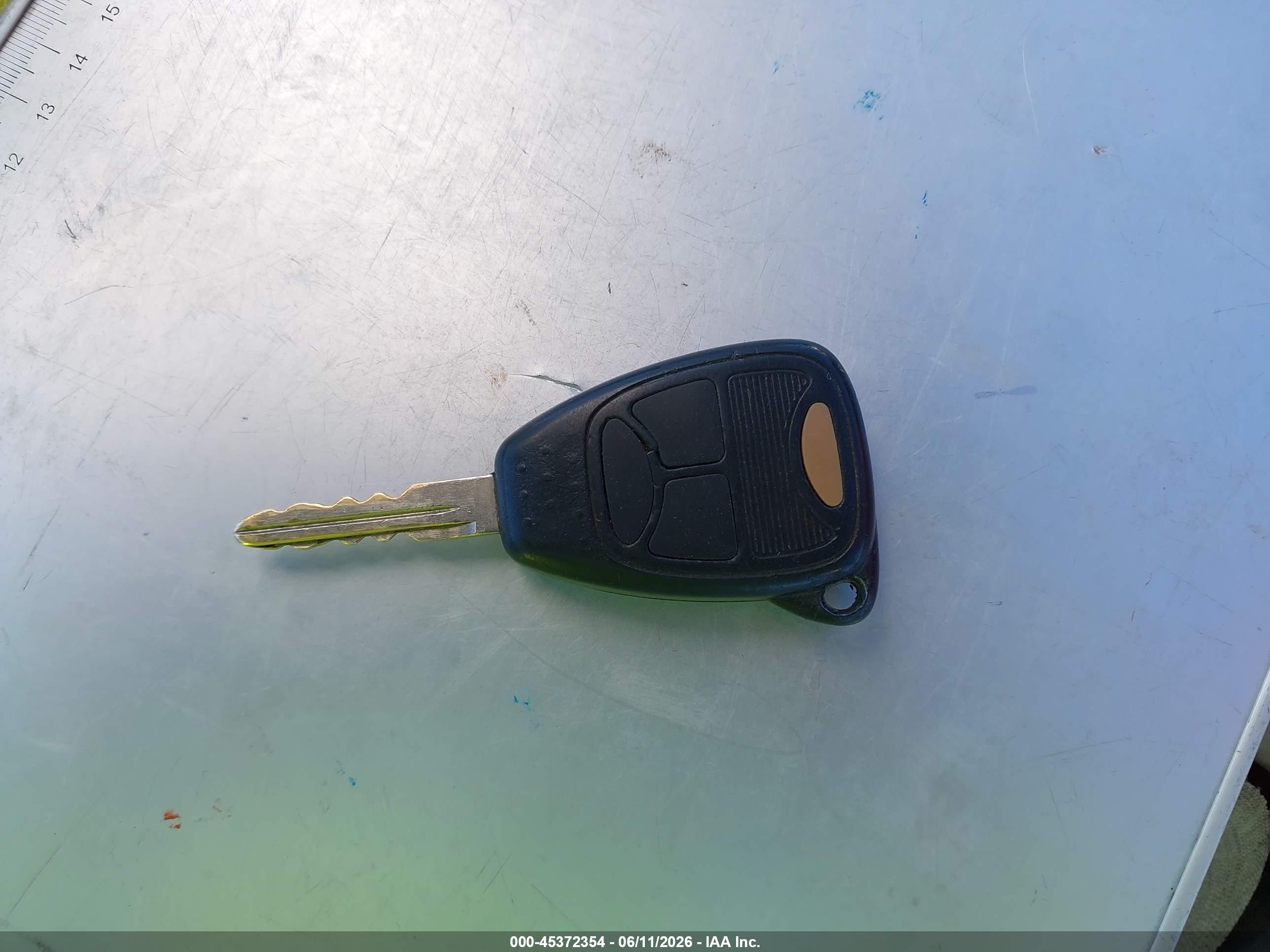 JEEP LIBERTY image 11