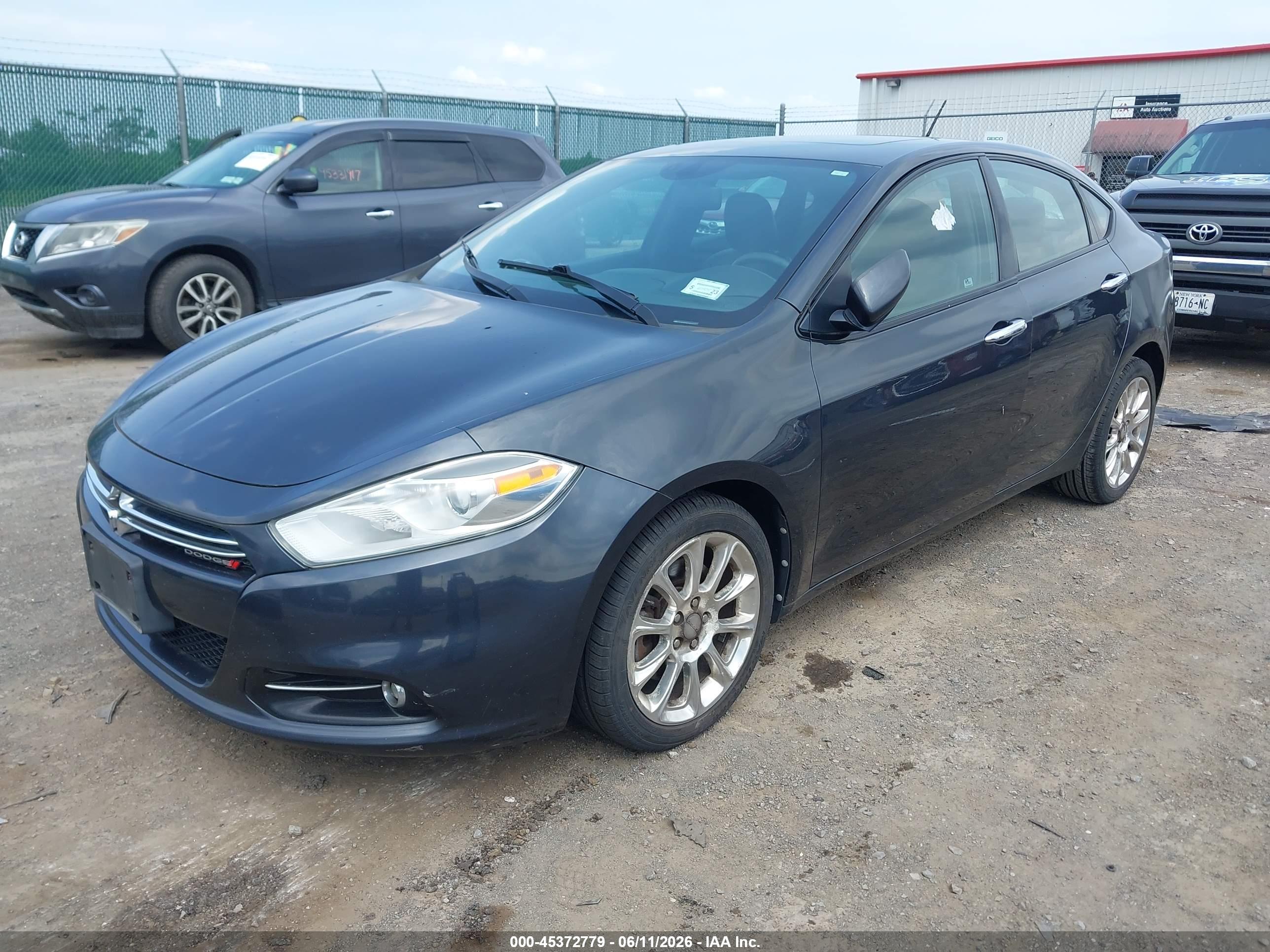 DODGE DART image 2