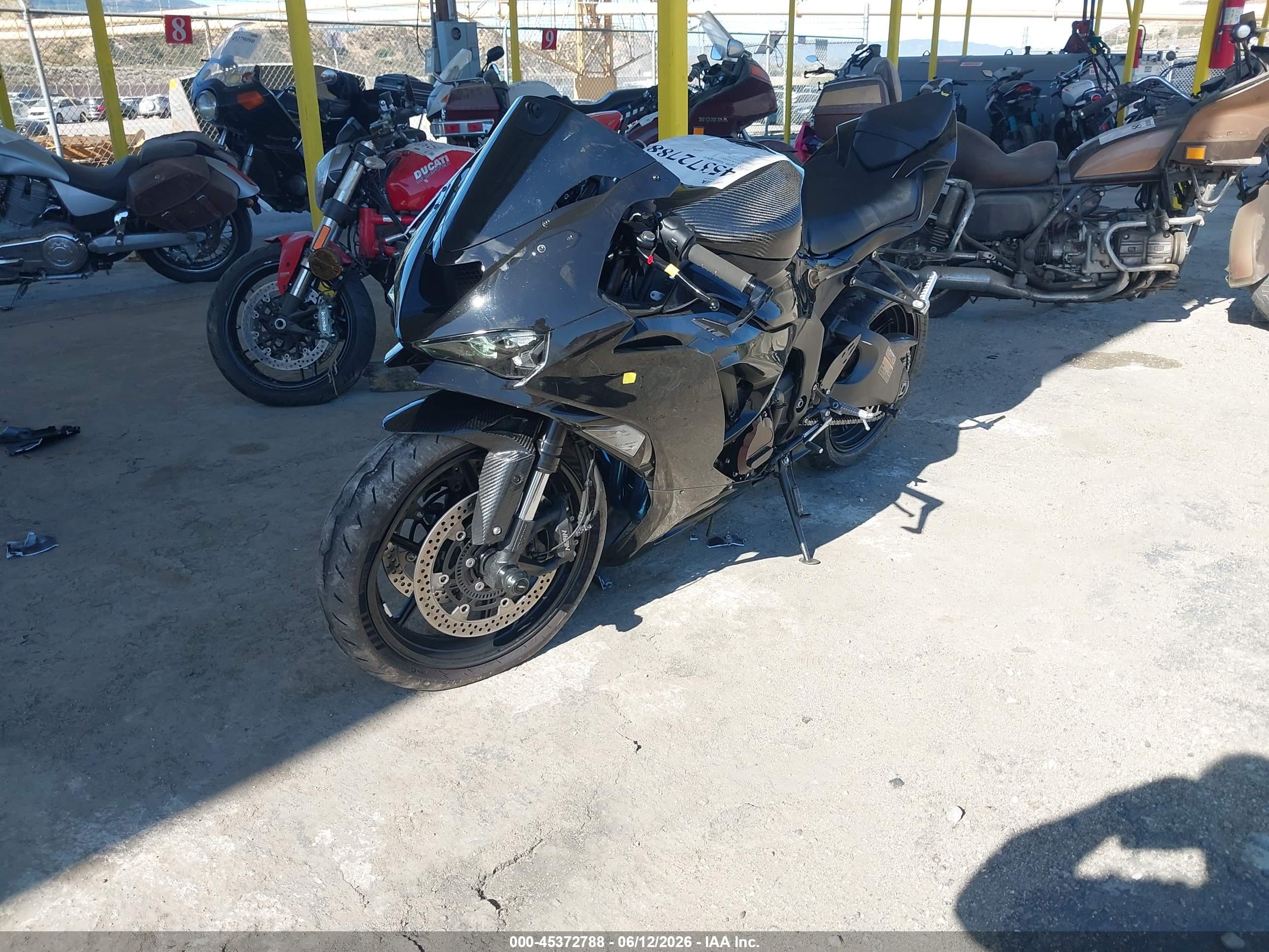 KAWASAKI ZX636 image 2