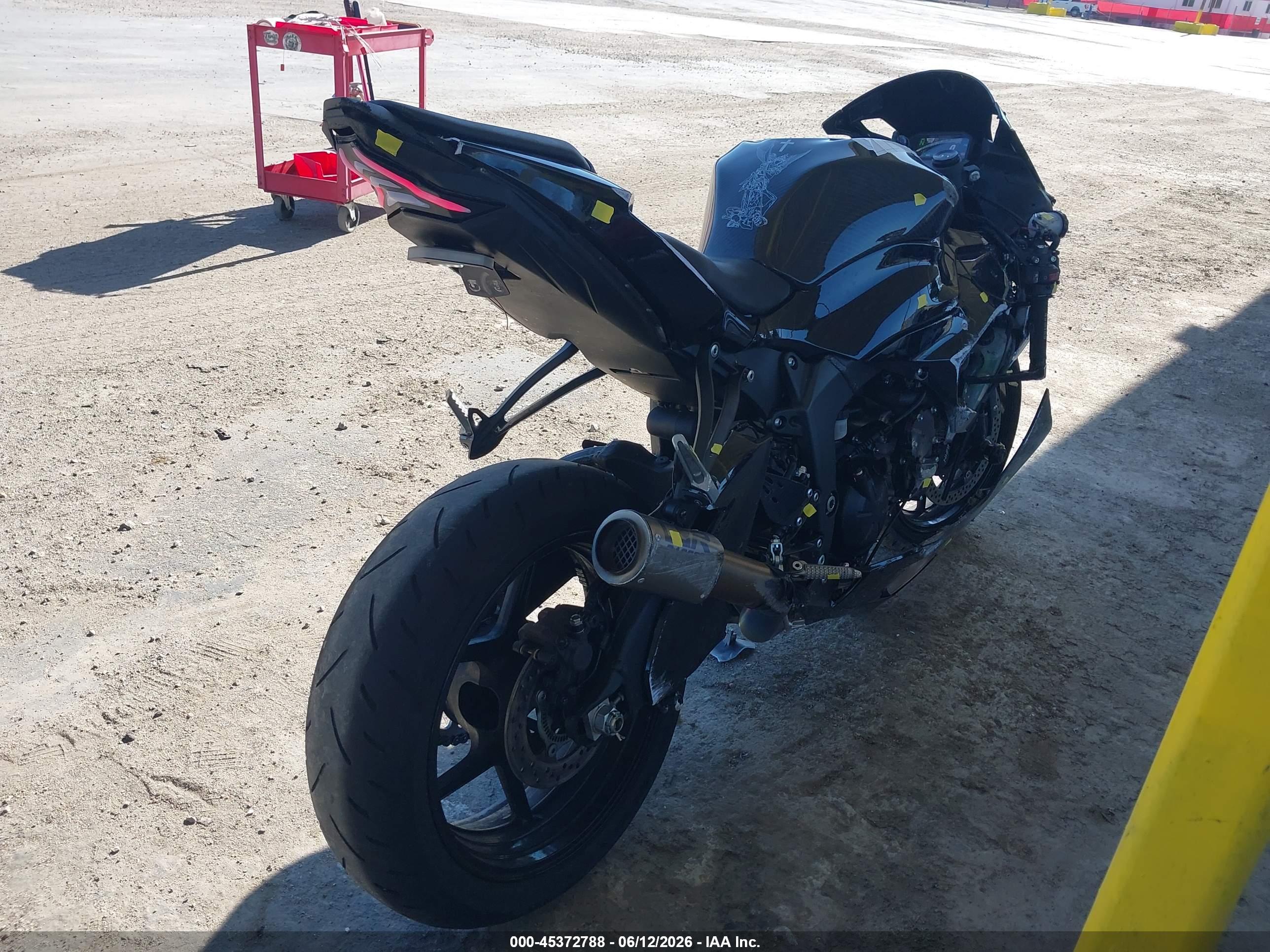 KAWASAKI ZX636 image 4