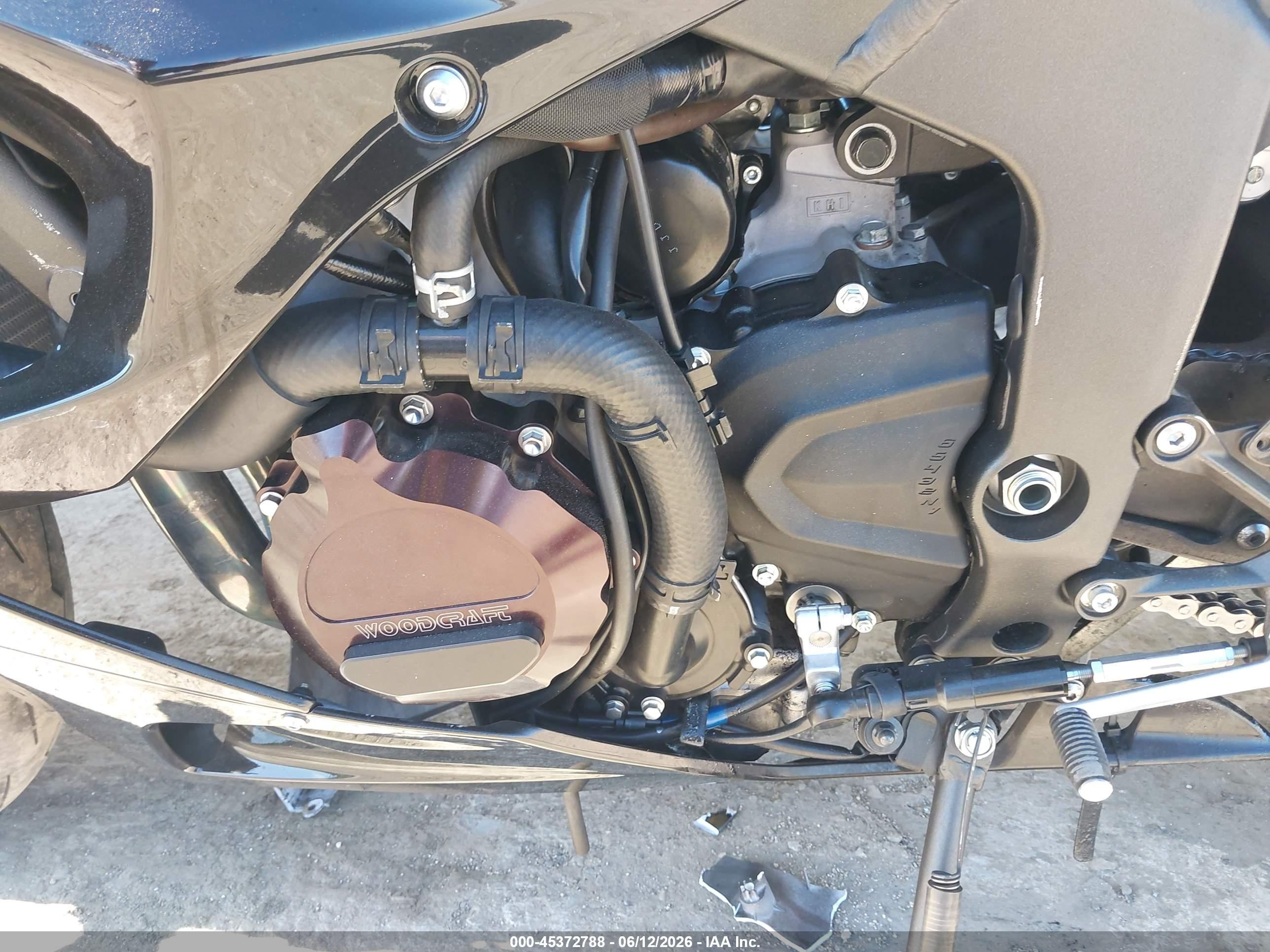 KAWASAKI ZX636 image 9