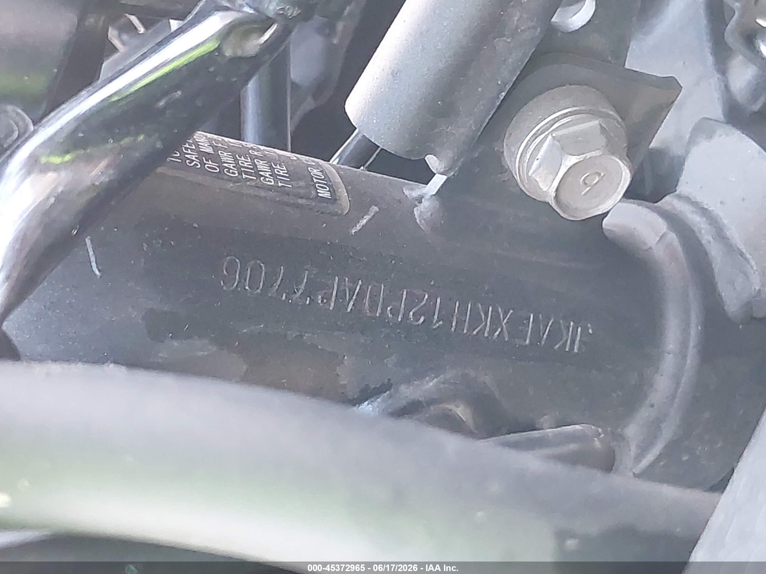 KAWASAKI EX400 image 10