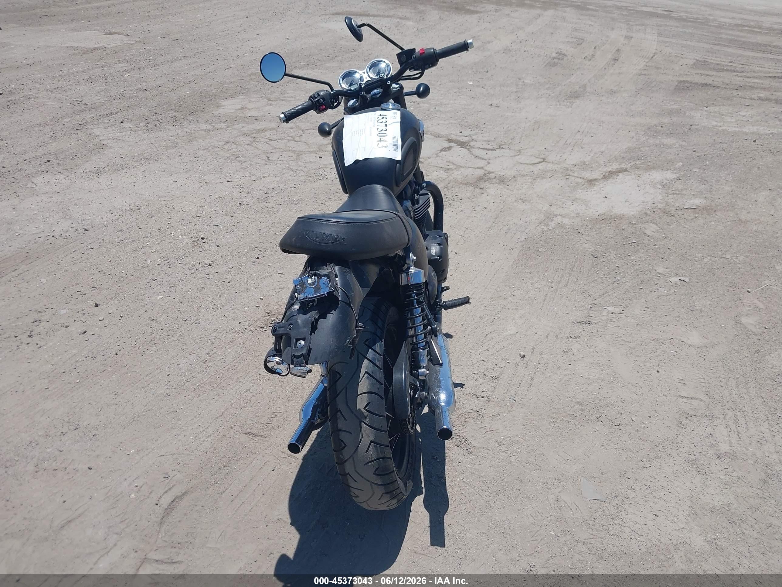 TRIUMPH BONNEVILLE image 6