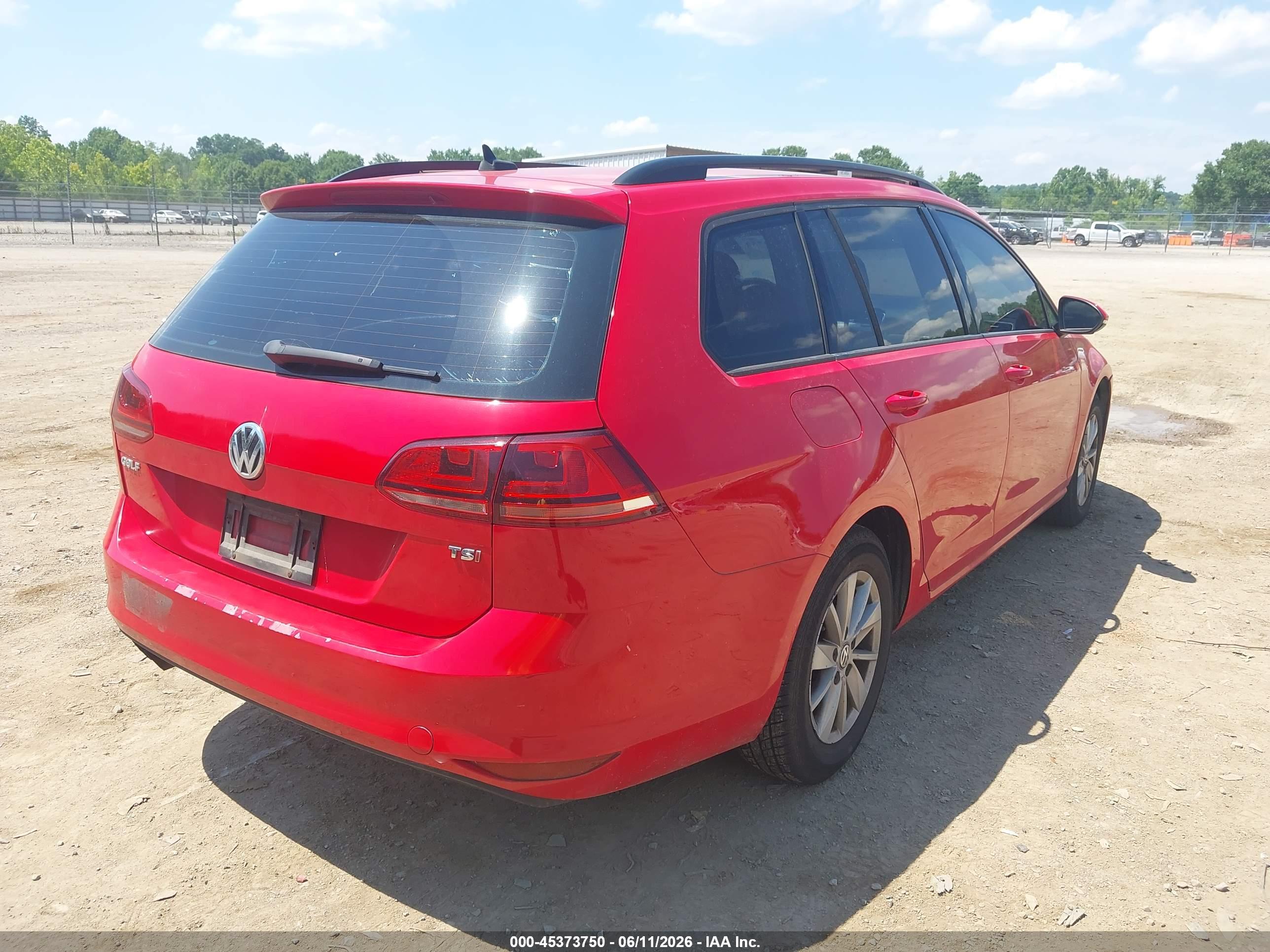 VOLKSWAGEN GOLF image 4