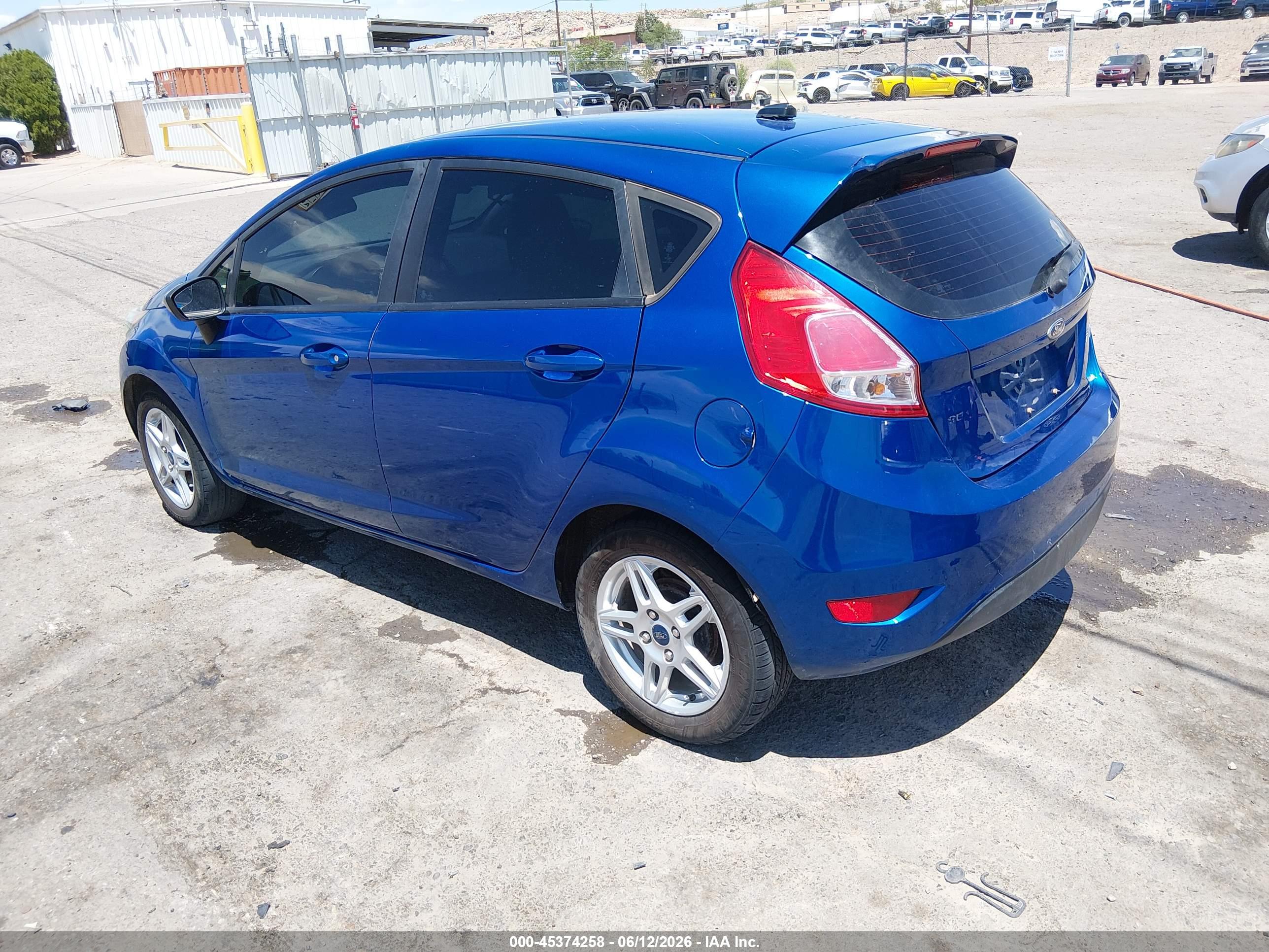 FORD FIESTA image 3