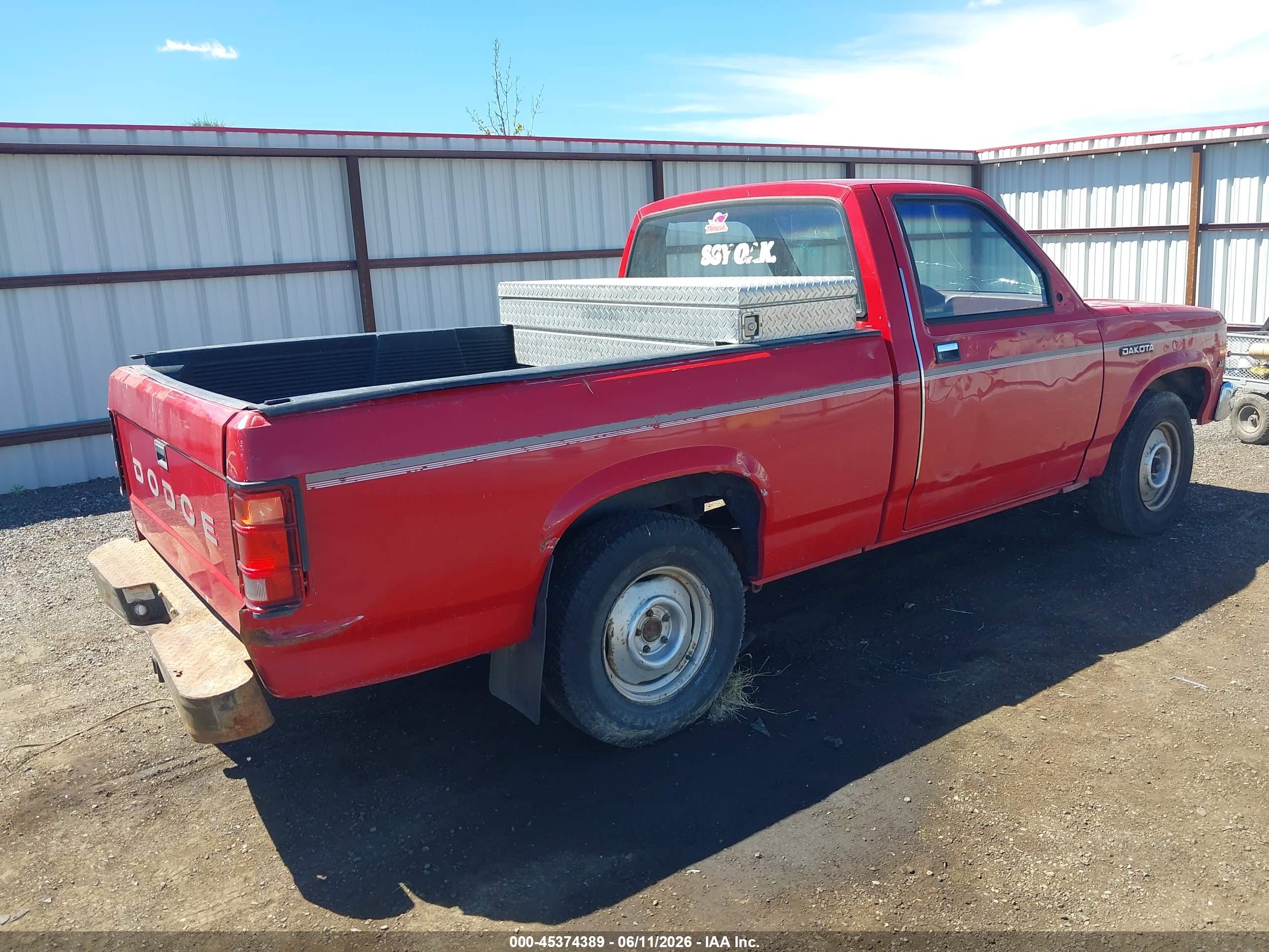 DODGE DAKOTA image 4