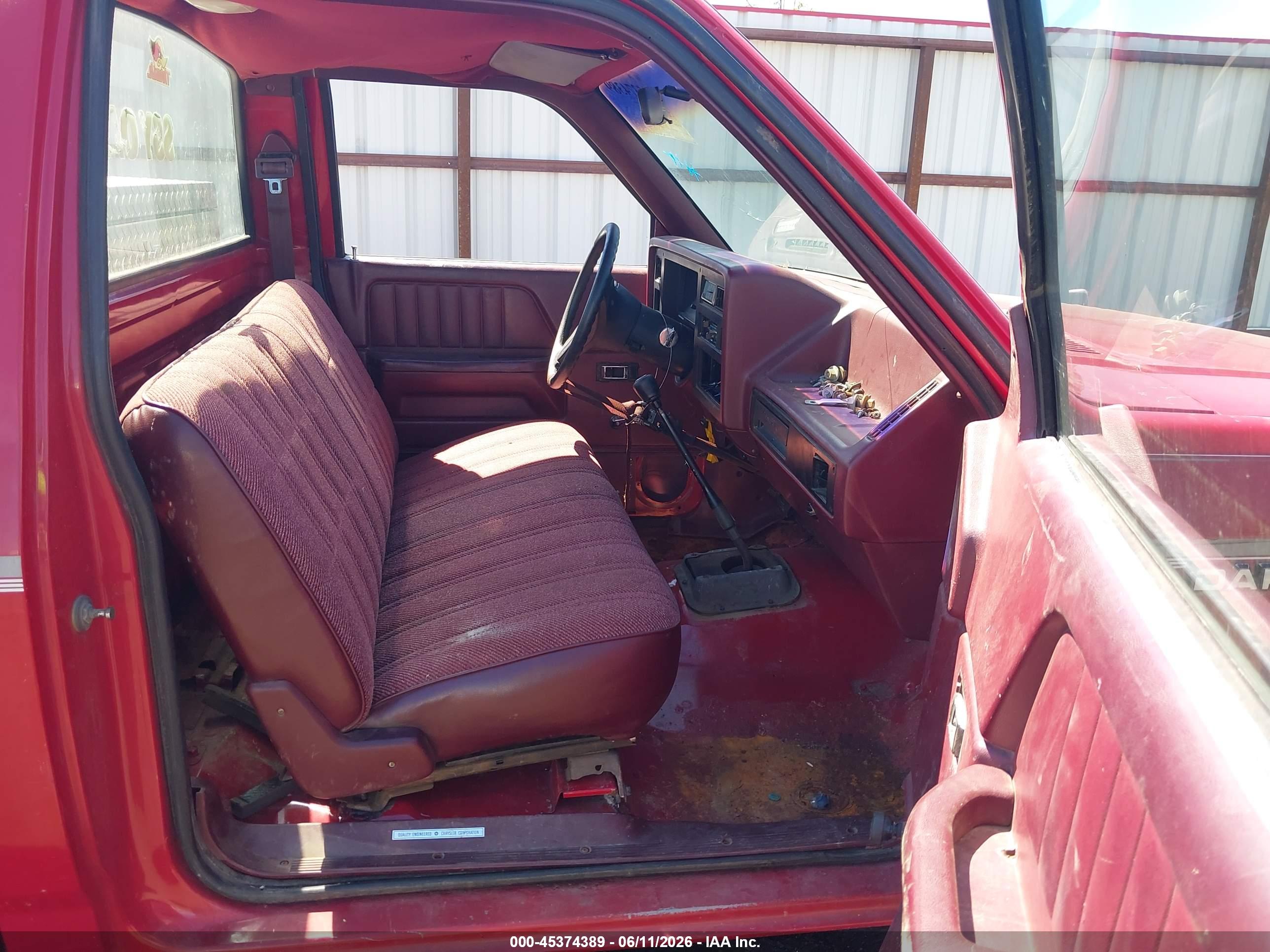 DODGE DAKOTA image 5