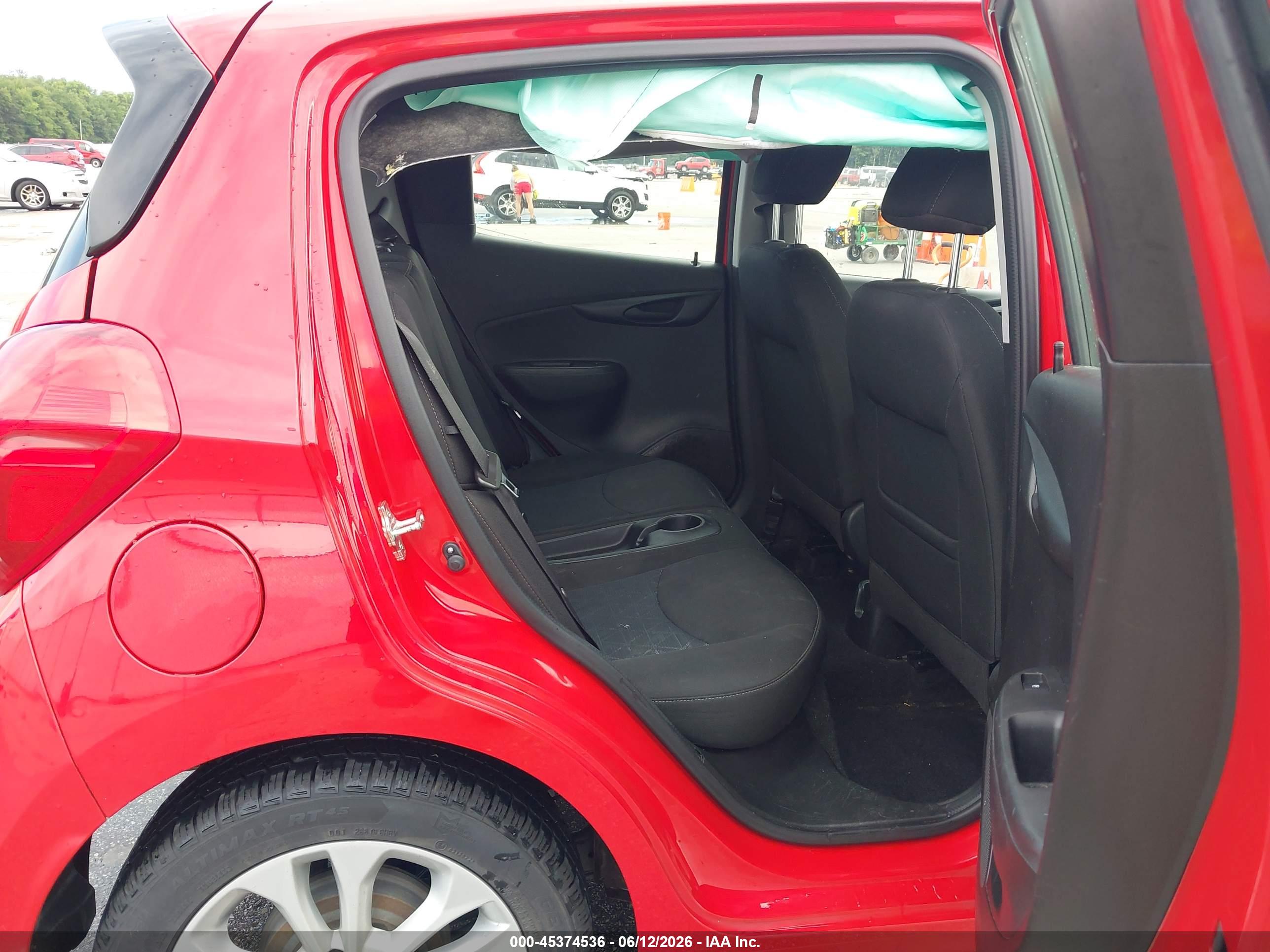 CHEVROLET SPARK image 8
